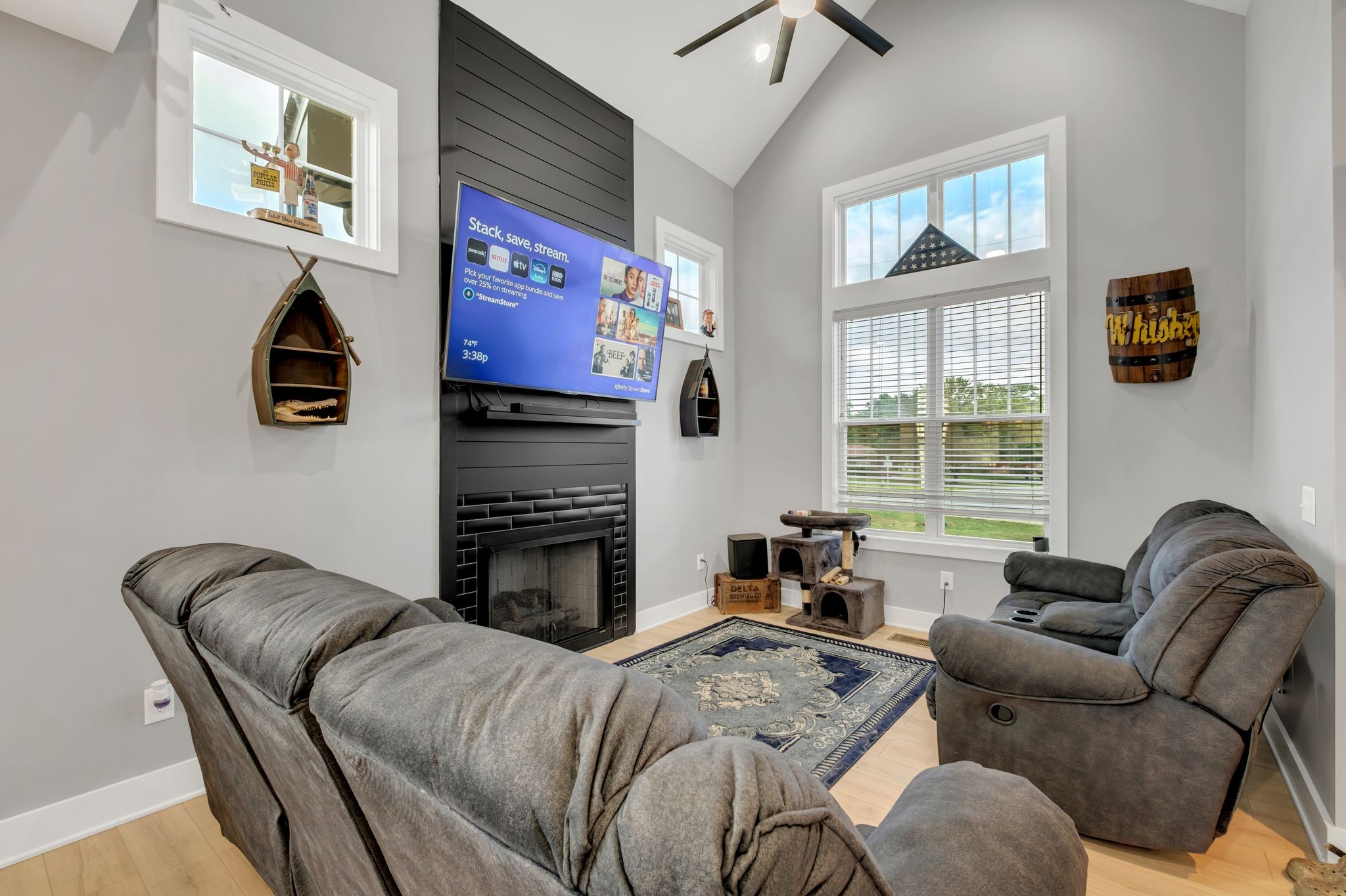 208 Freedom Dr
