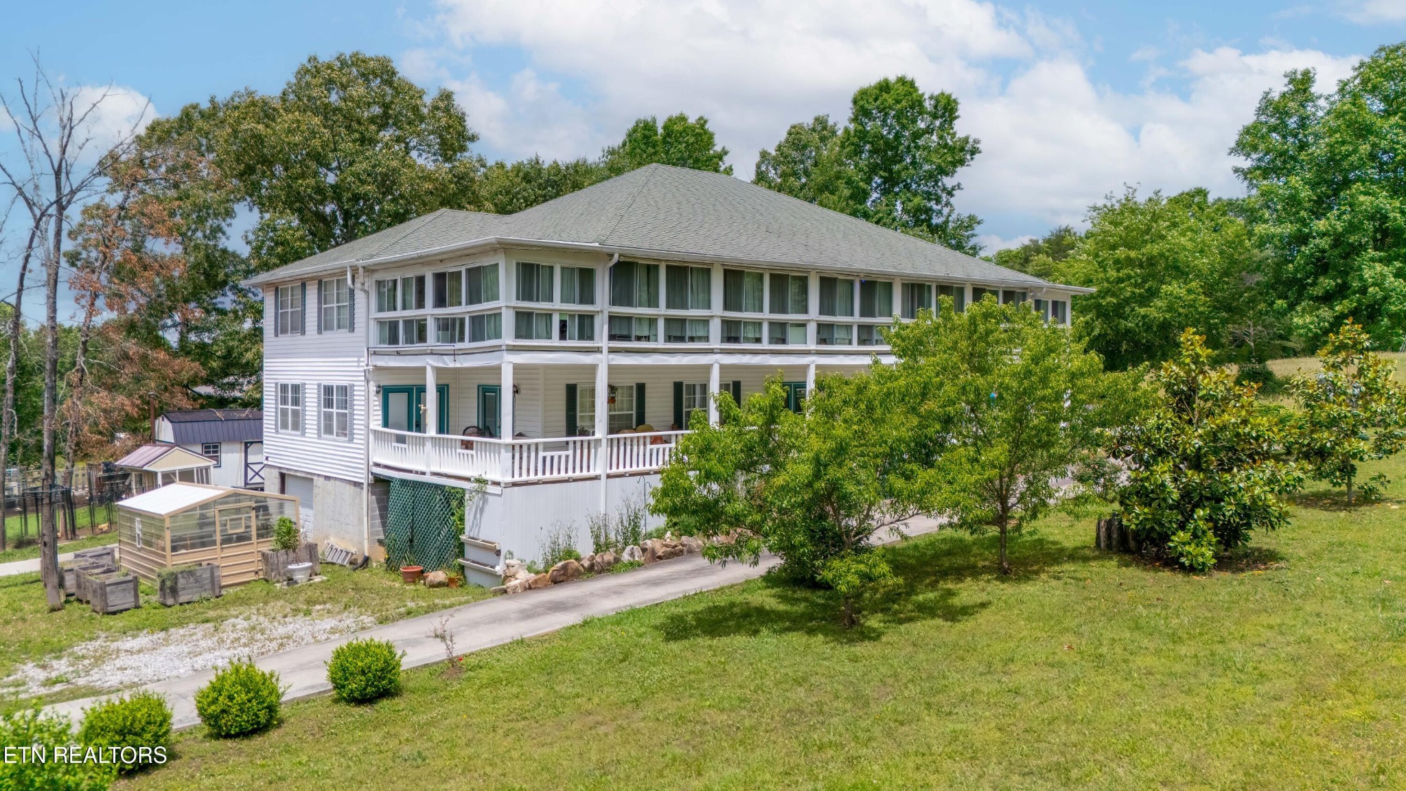 34 Rozzel Rd