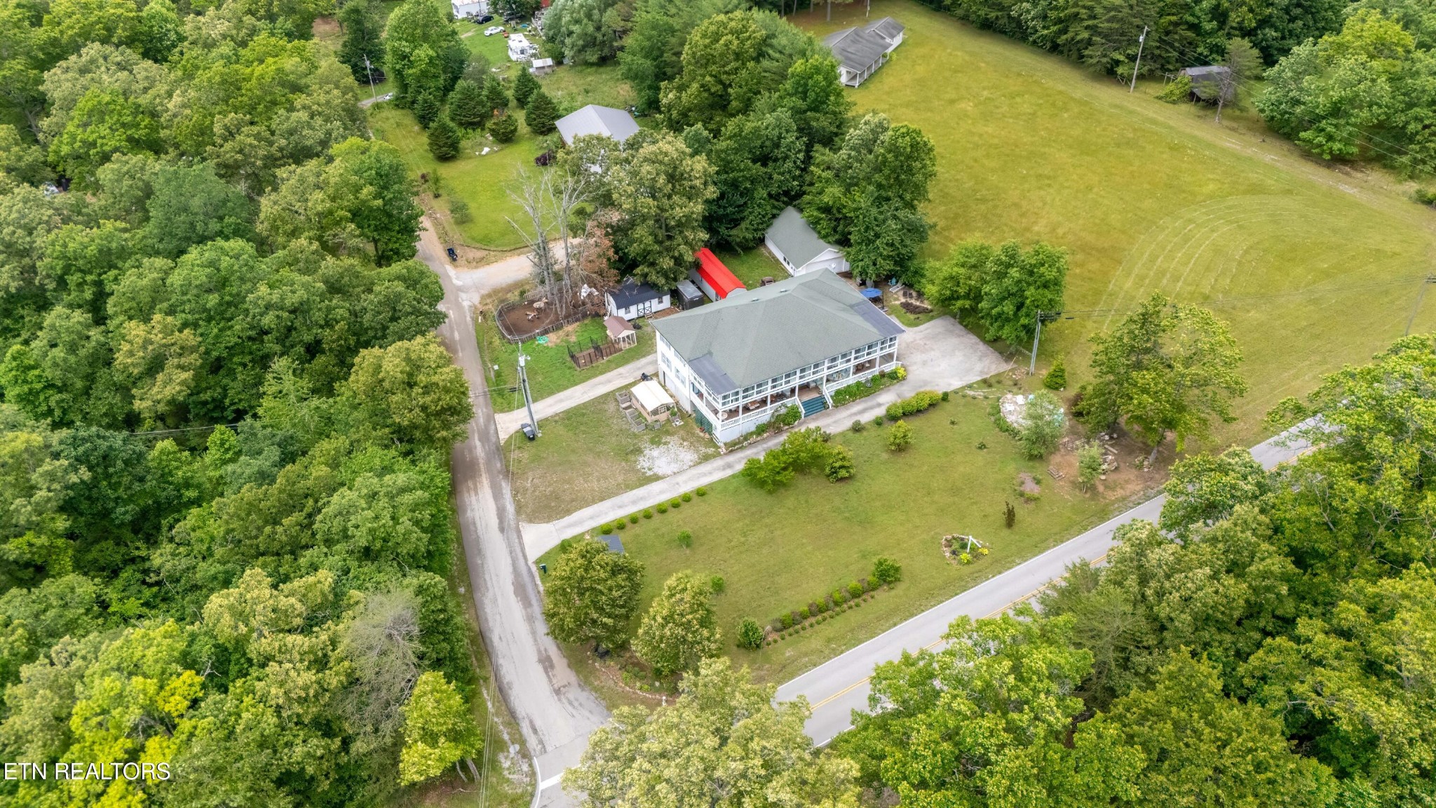 34 Rozzel Rd