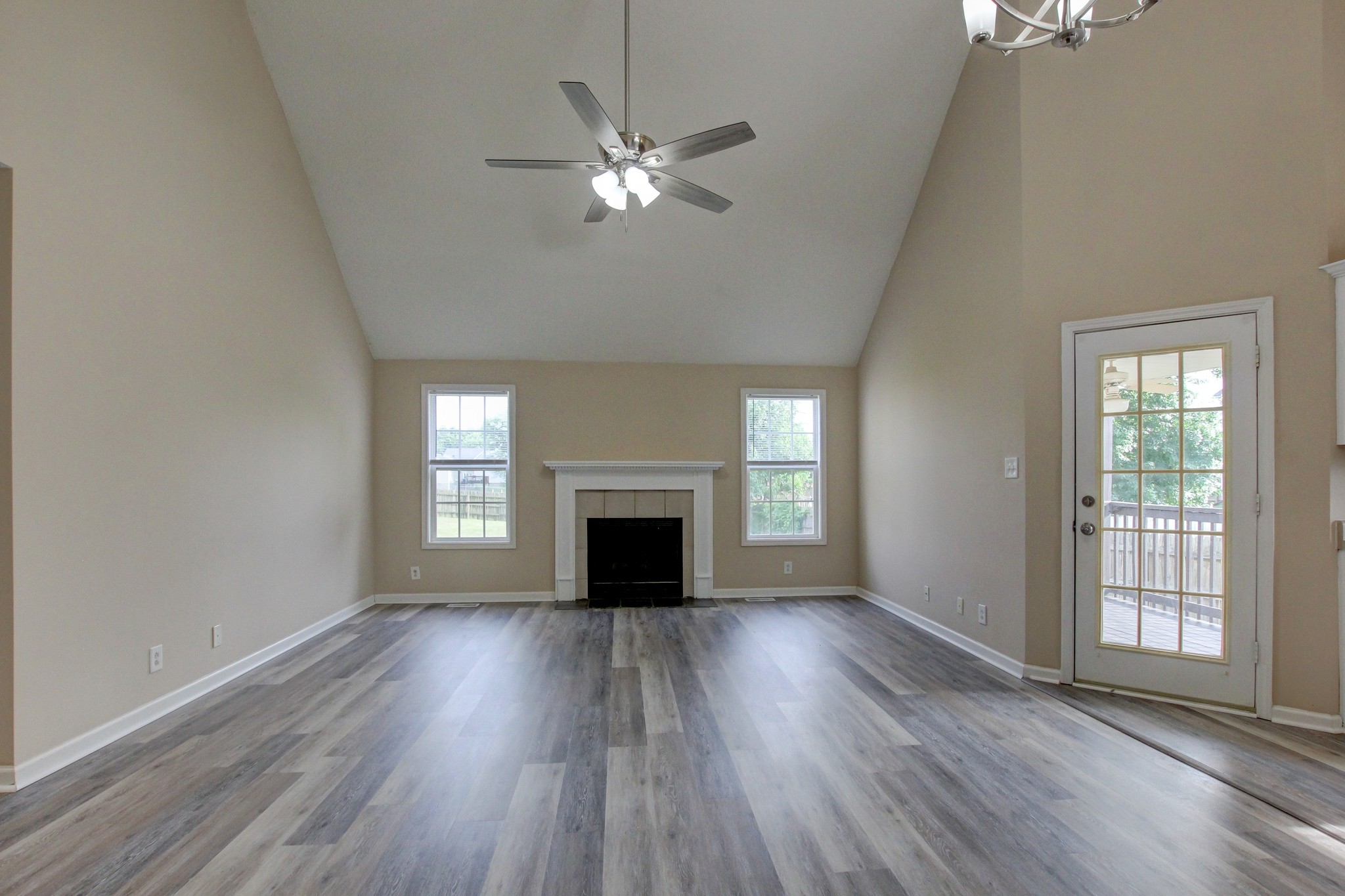 1356 Meredith Way