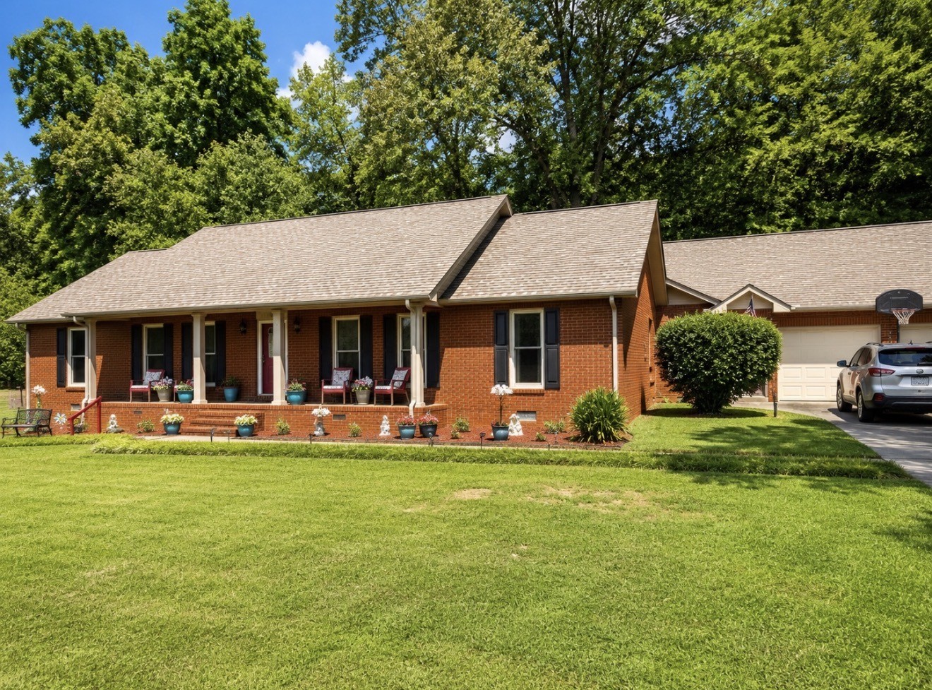 2117 Safe Haven Cir