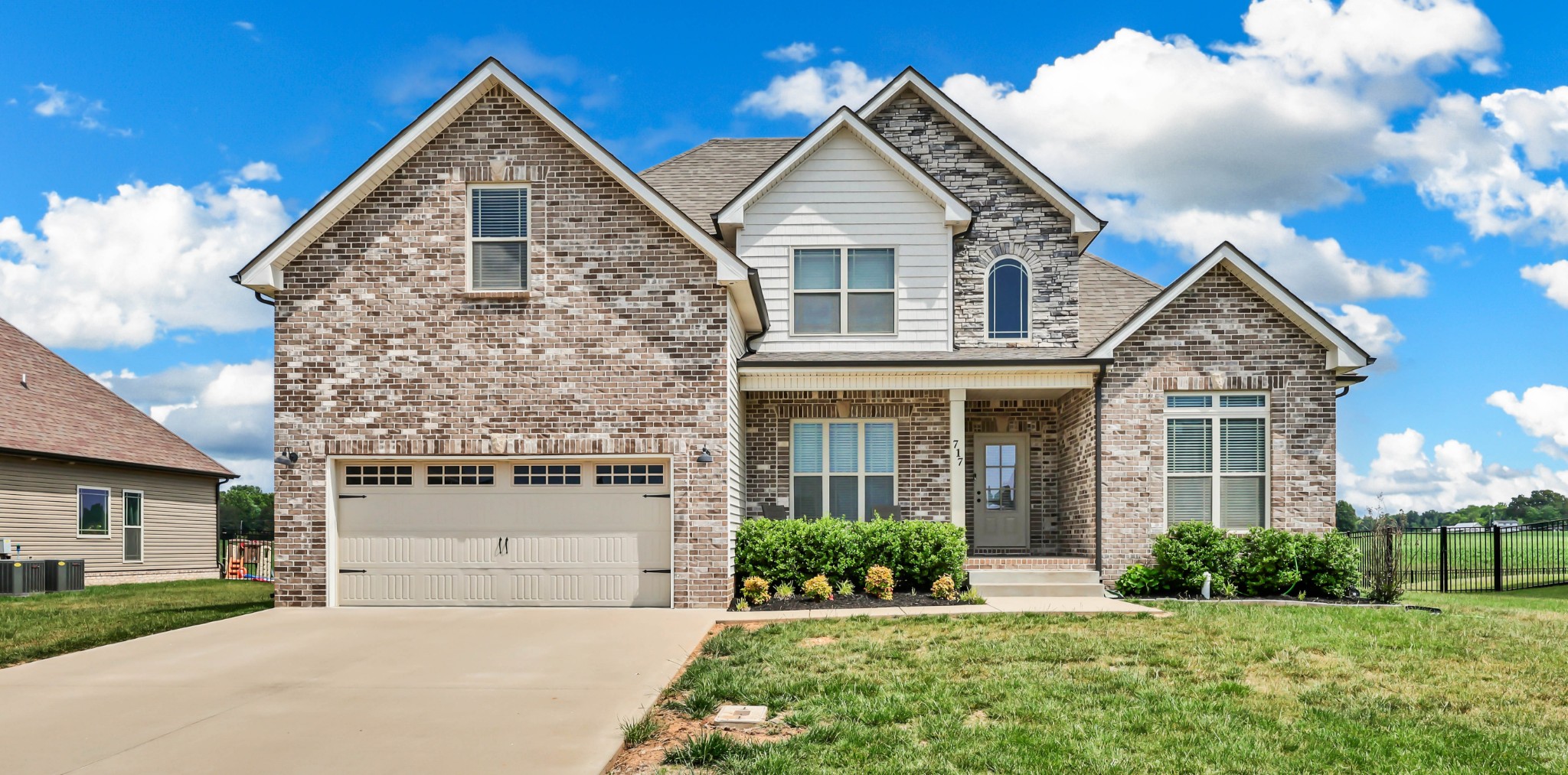 717 HIGH PLAINS DRIVE