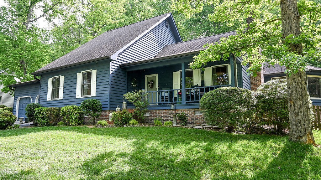 2168 Little Falls Circle, NW