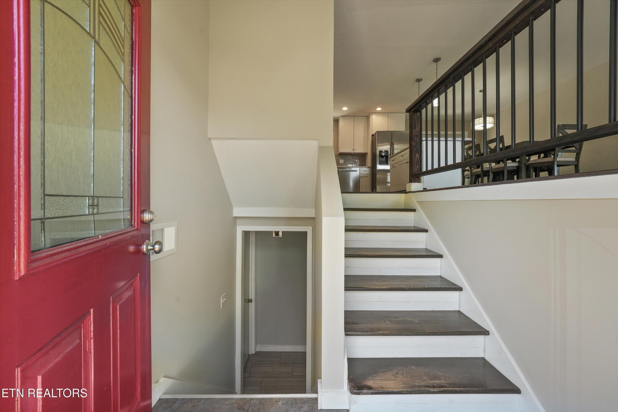 7613 Fall Wind Court