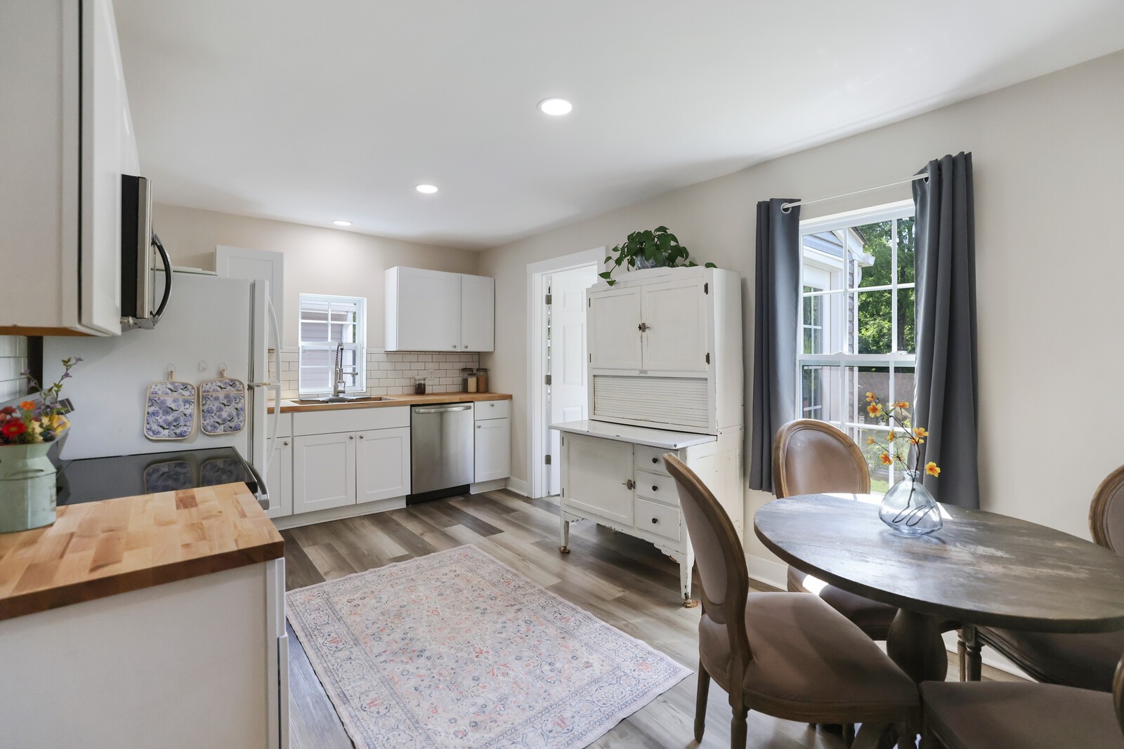 336 W End Ave, N