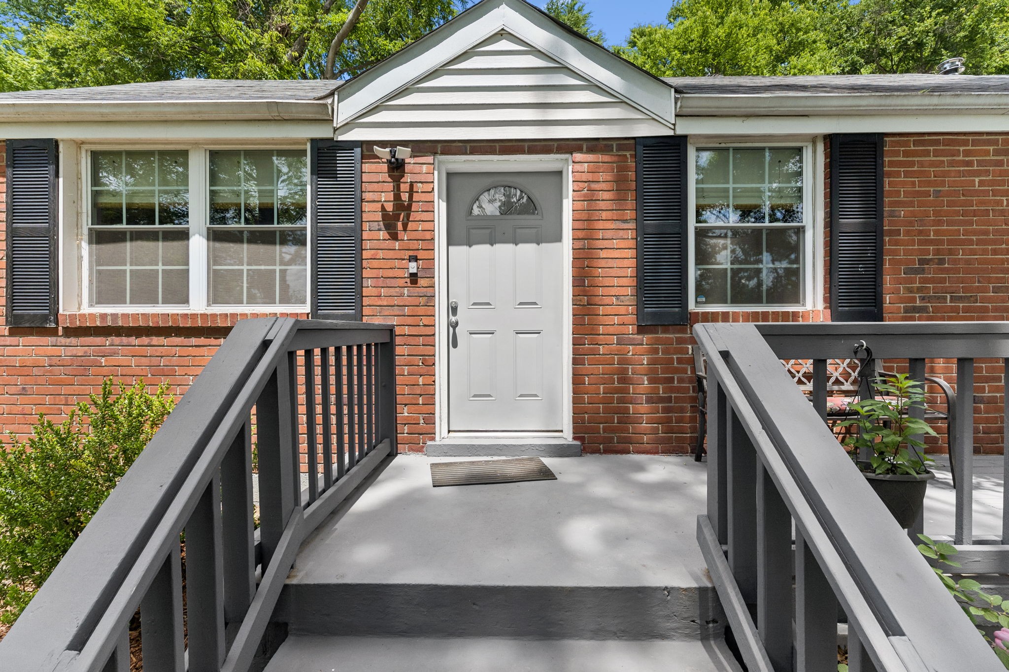 1308 Saturn Dr