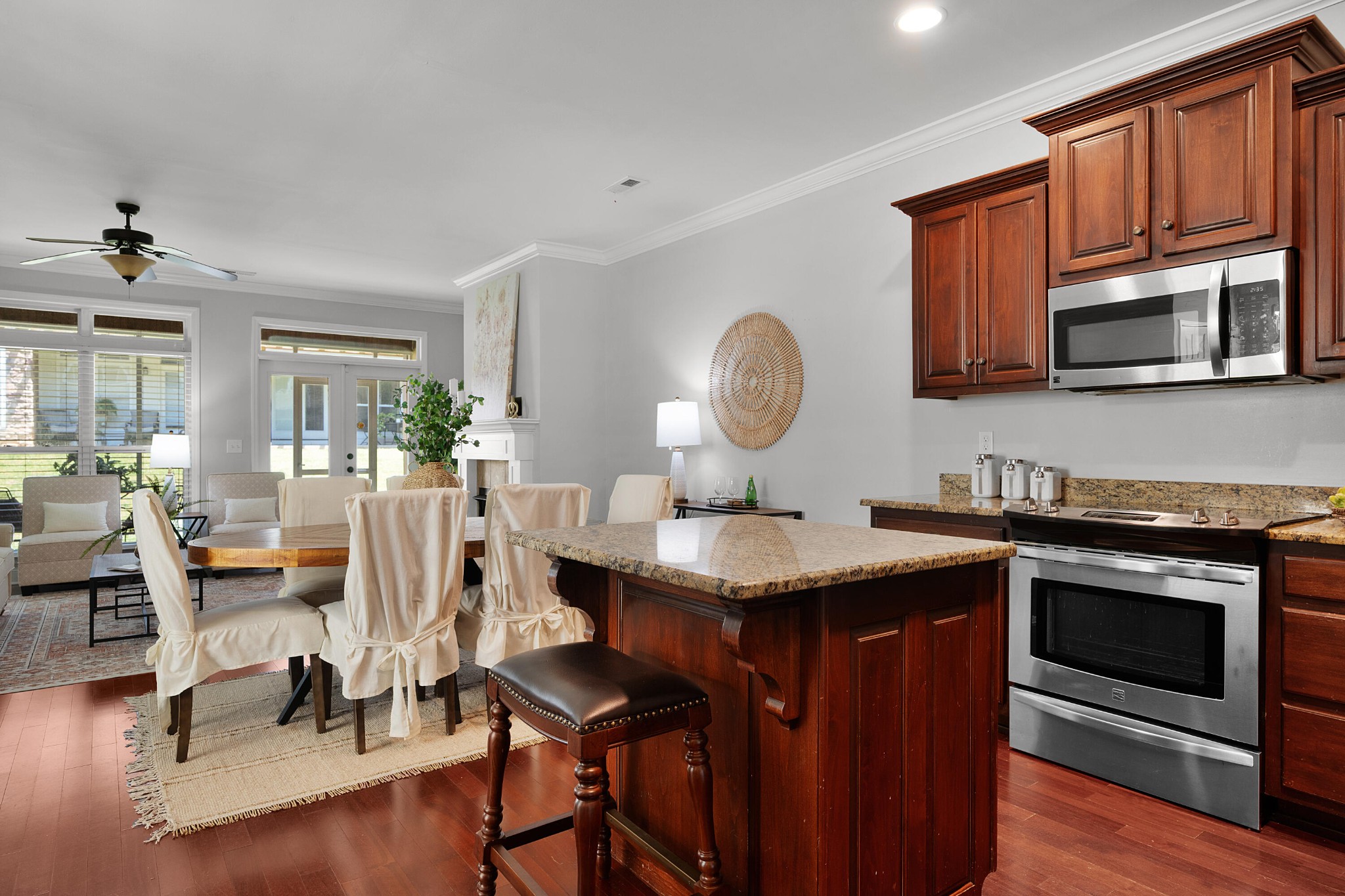 6752 Palms Court
