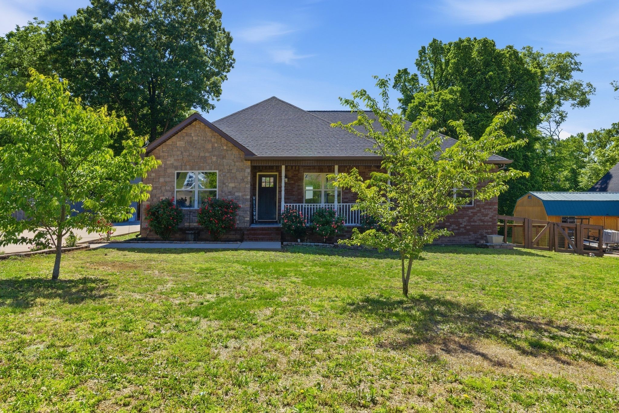 100 Mockingbird Ln