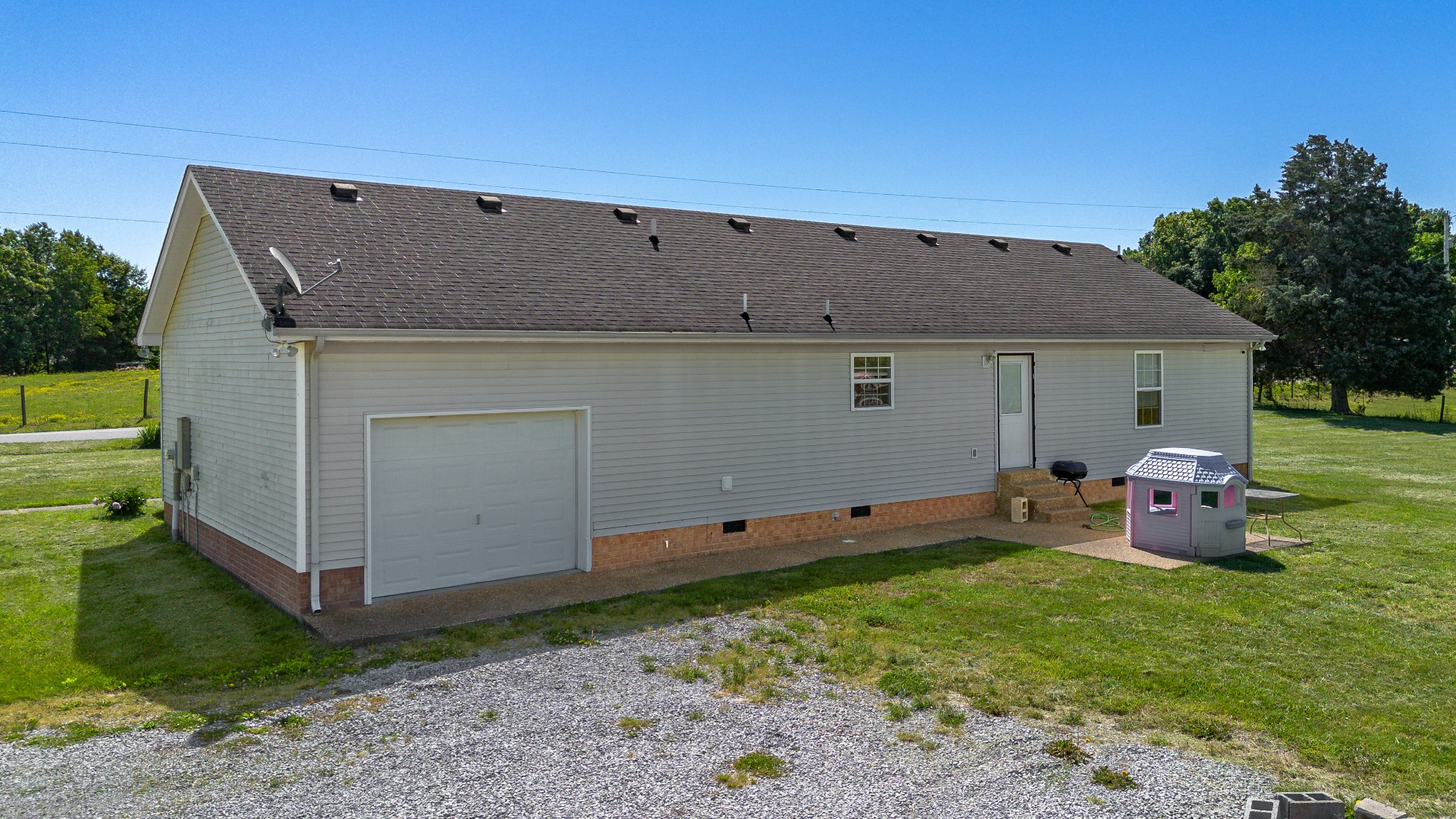 491 White Rd