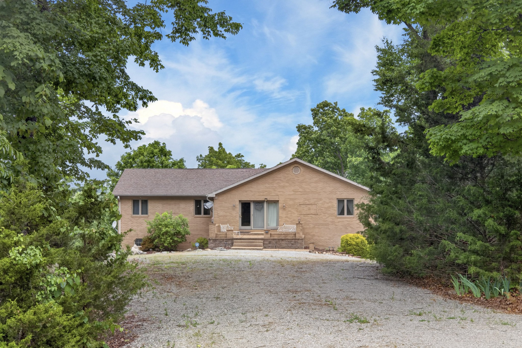 241 Hidden Cove Ln