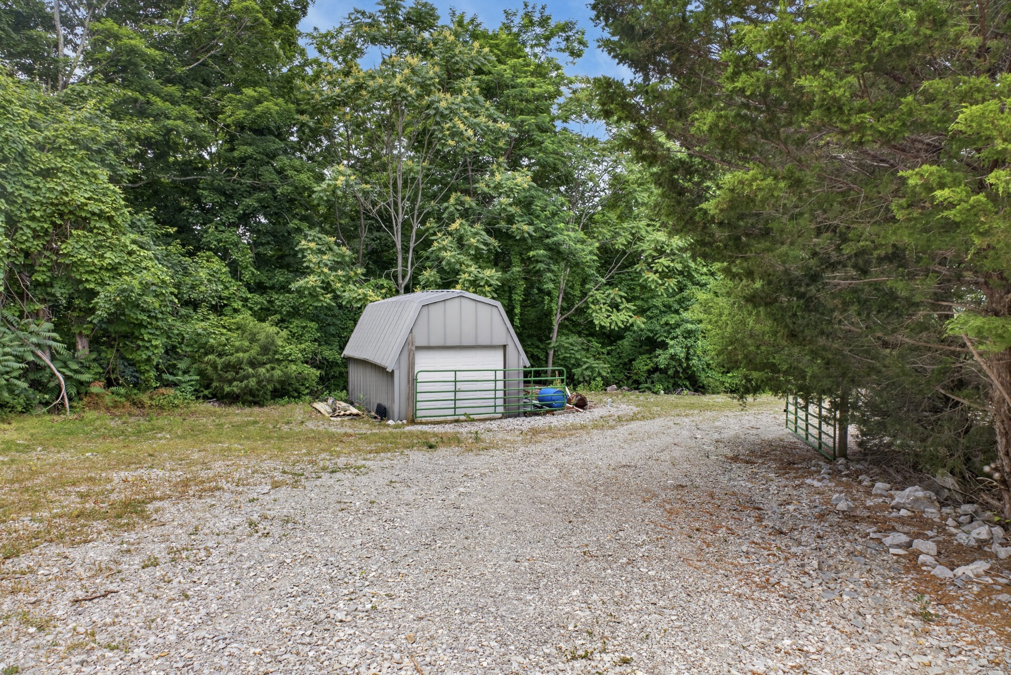 241 Hidden Cove Ln
