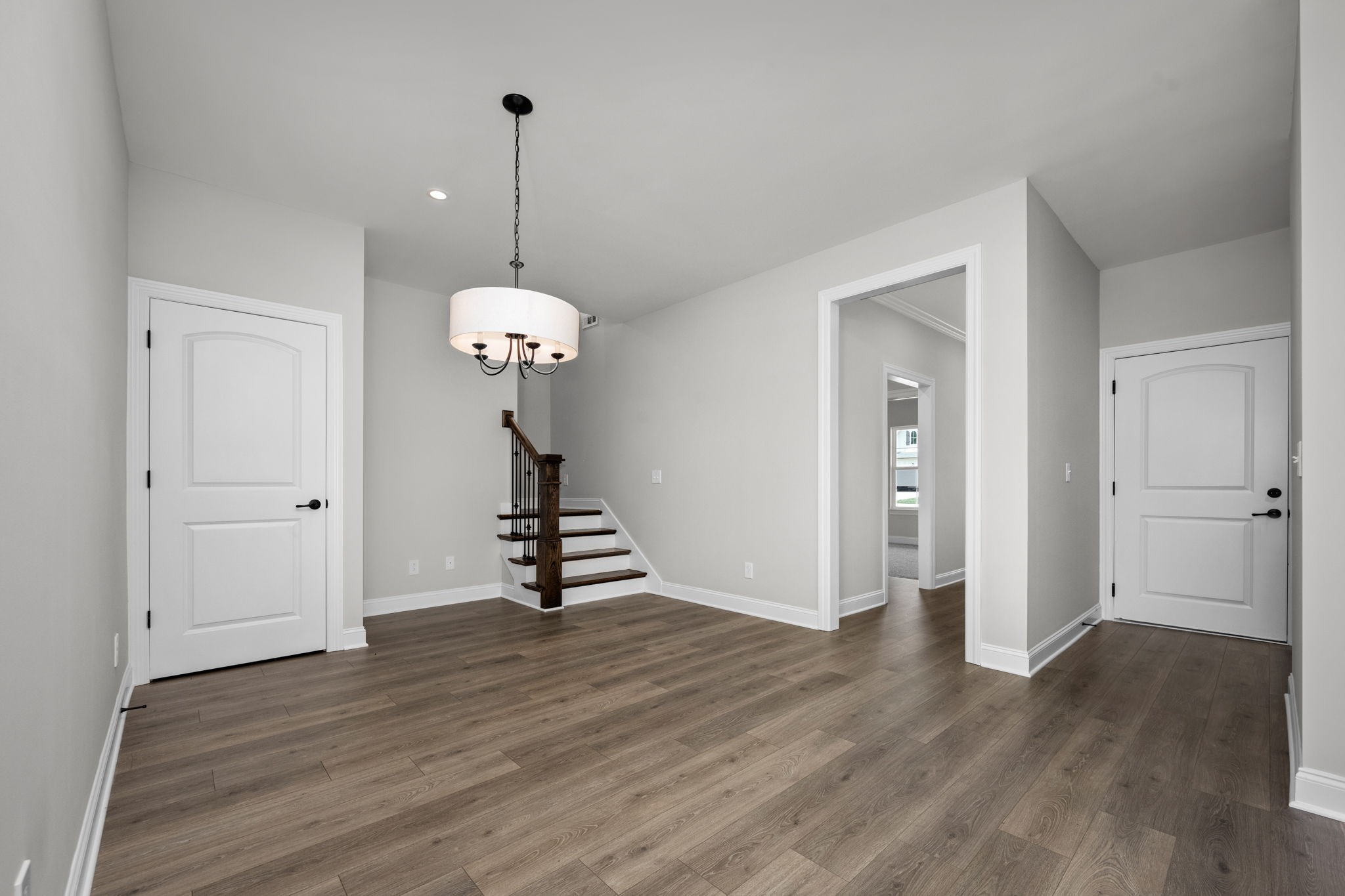 2290 Midland Rd