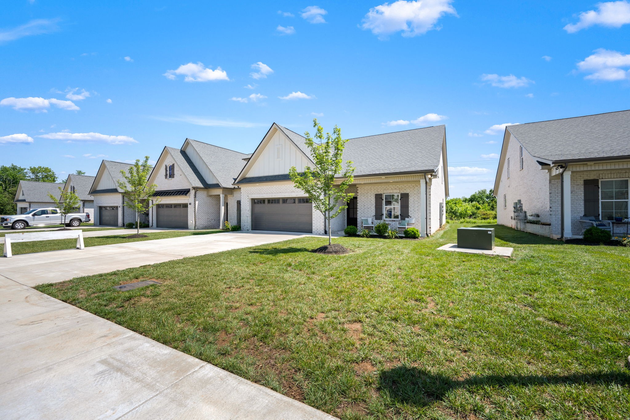 2290 Midland Rd
