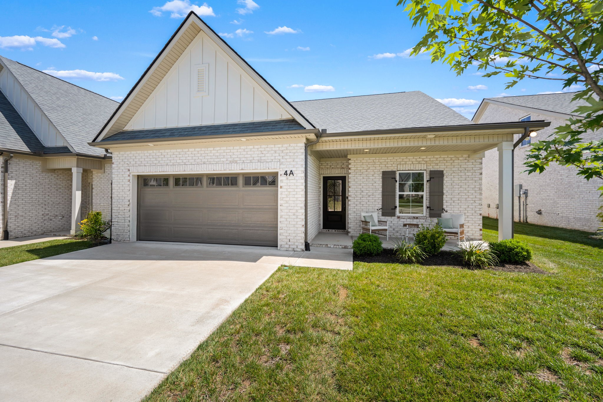 2290 Midland Rd