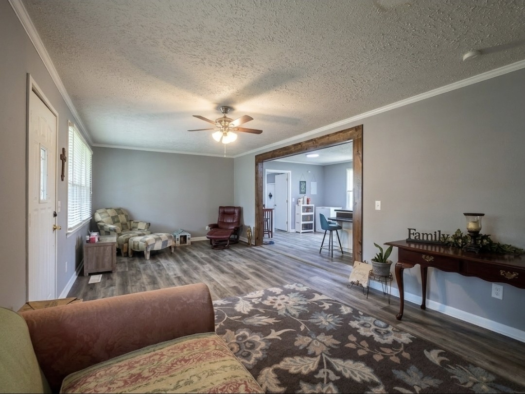 203 Cherry Ln