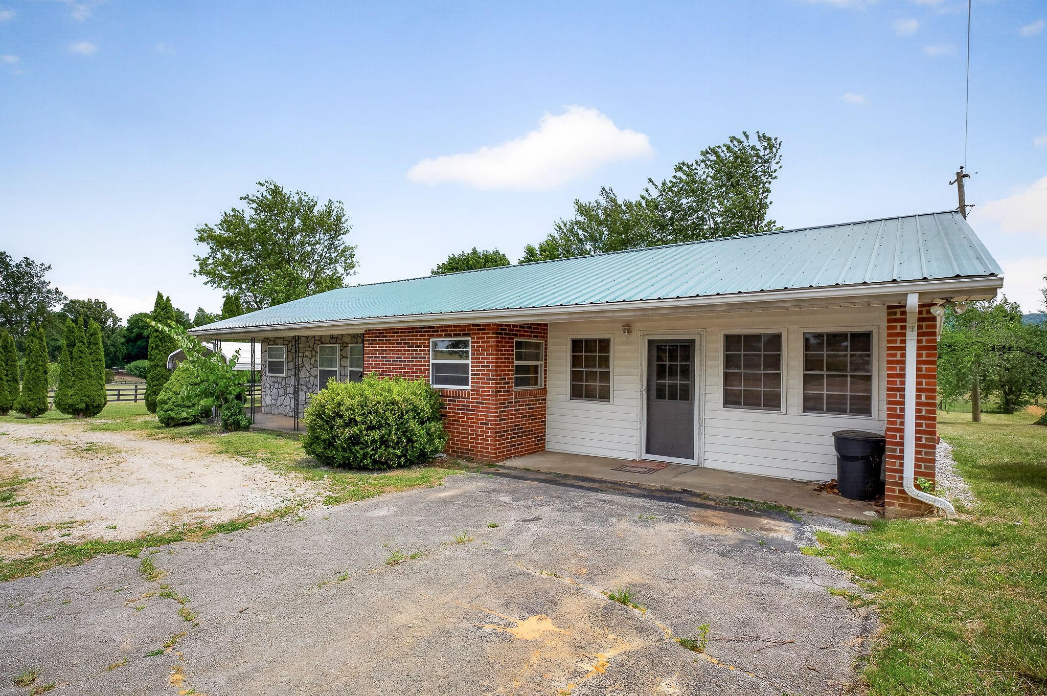1372 Jamestown Hwy