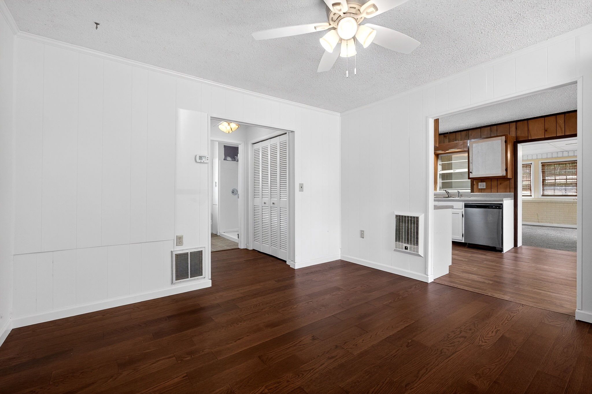 1372 Jamestown Hwy