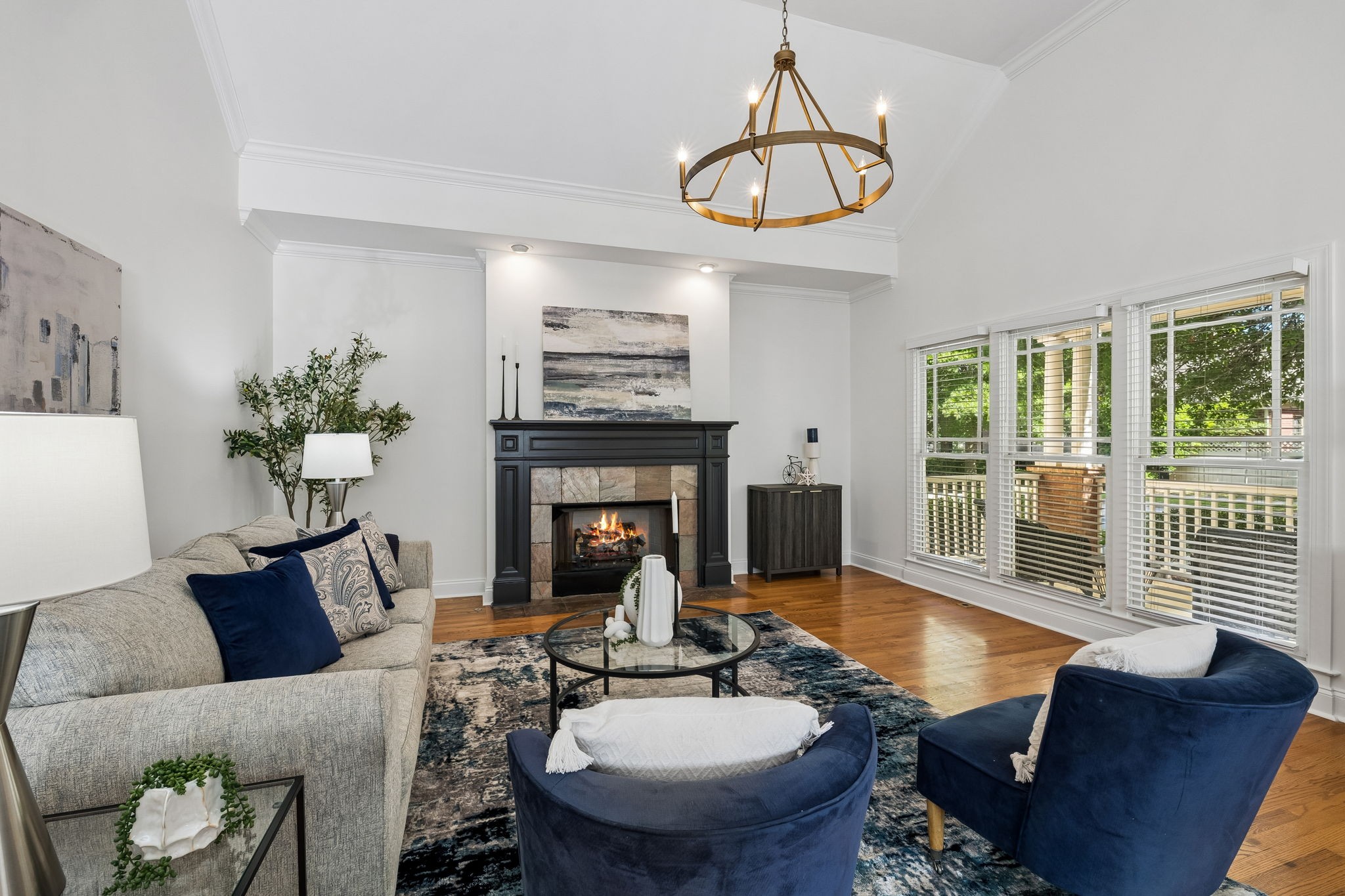 126 Jasper Ave