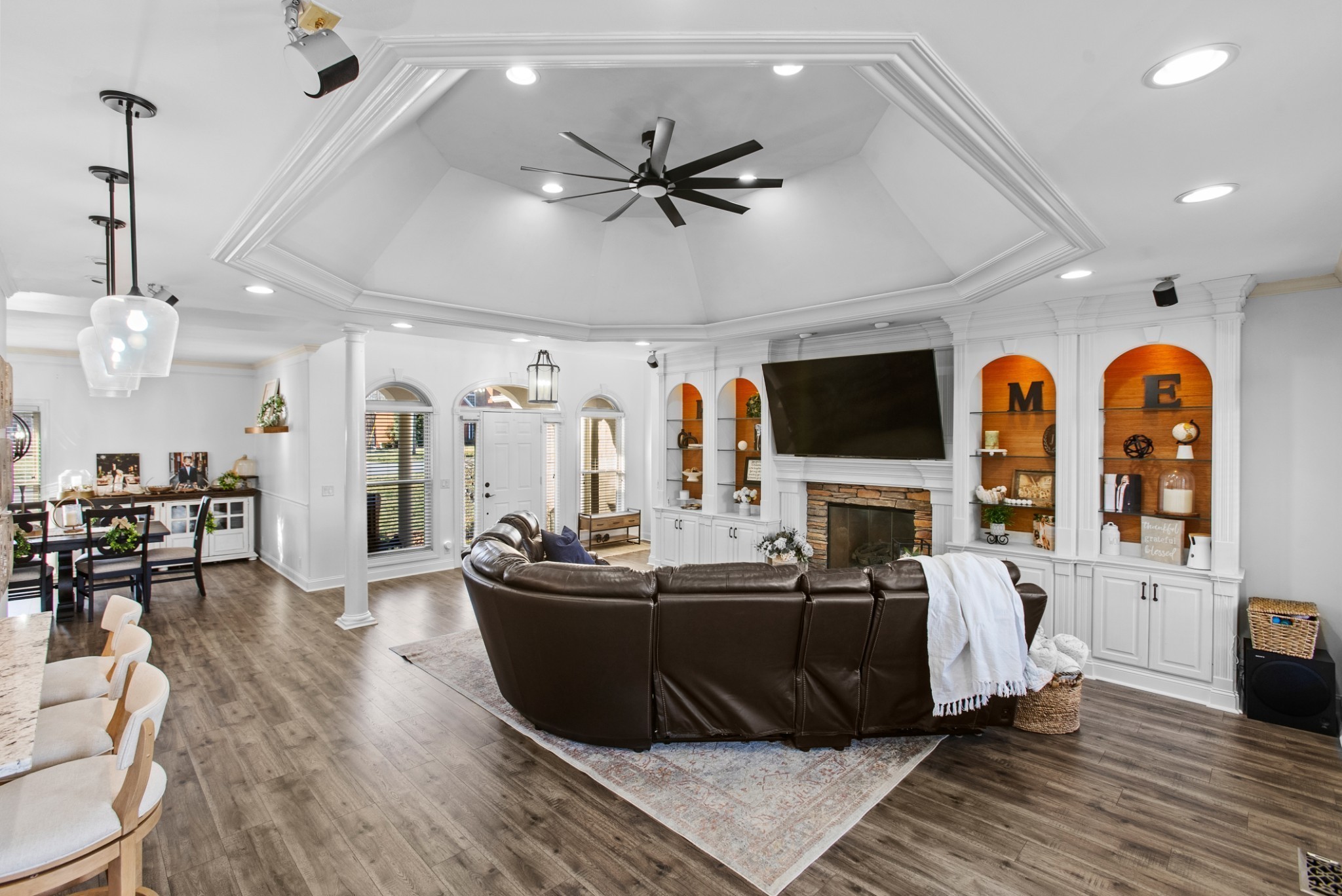 3552 Tolbert Dr