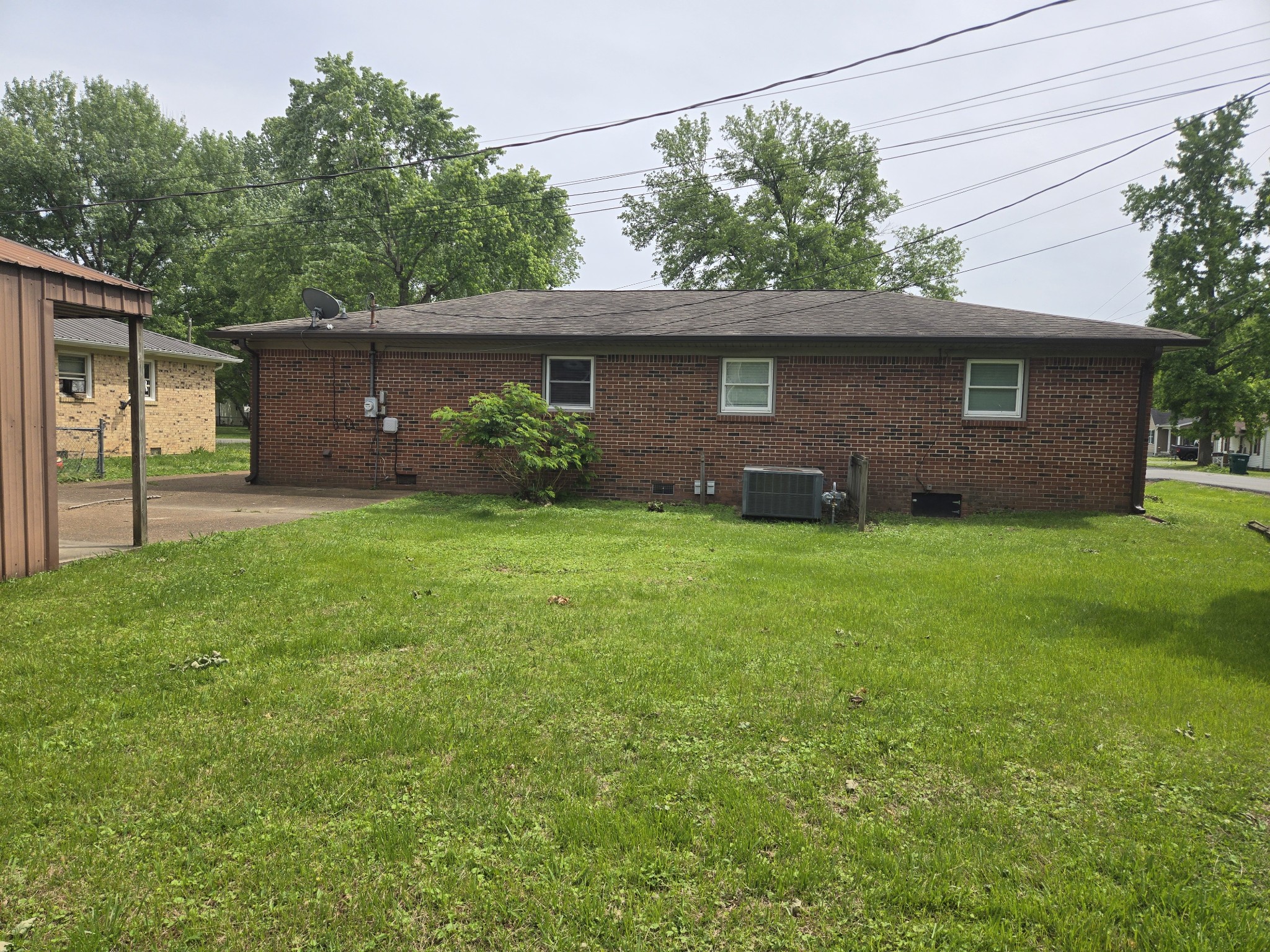 95 Sunset Dr