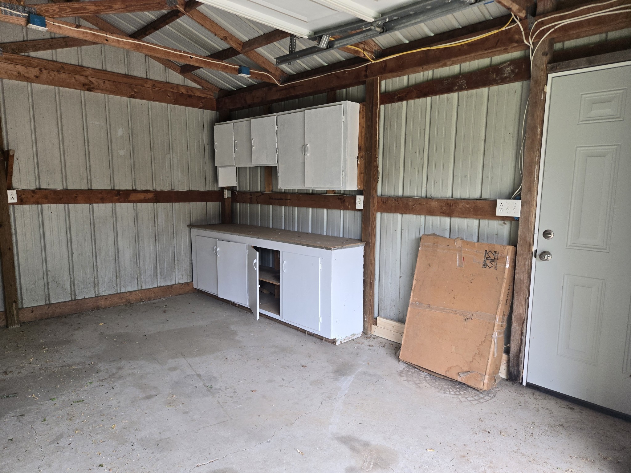 95 Sunset Dr