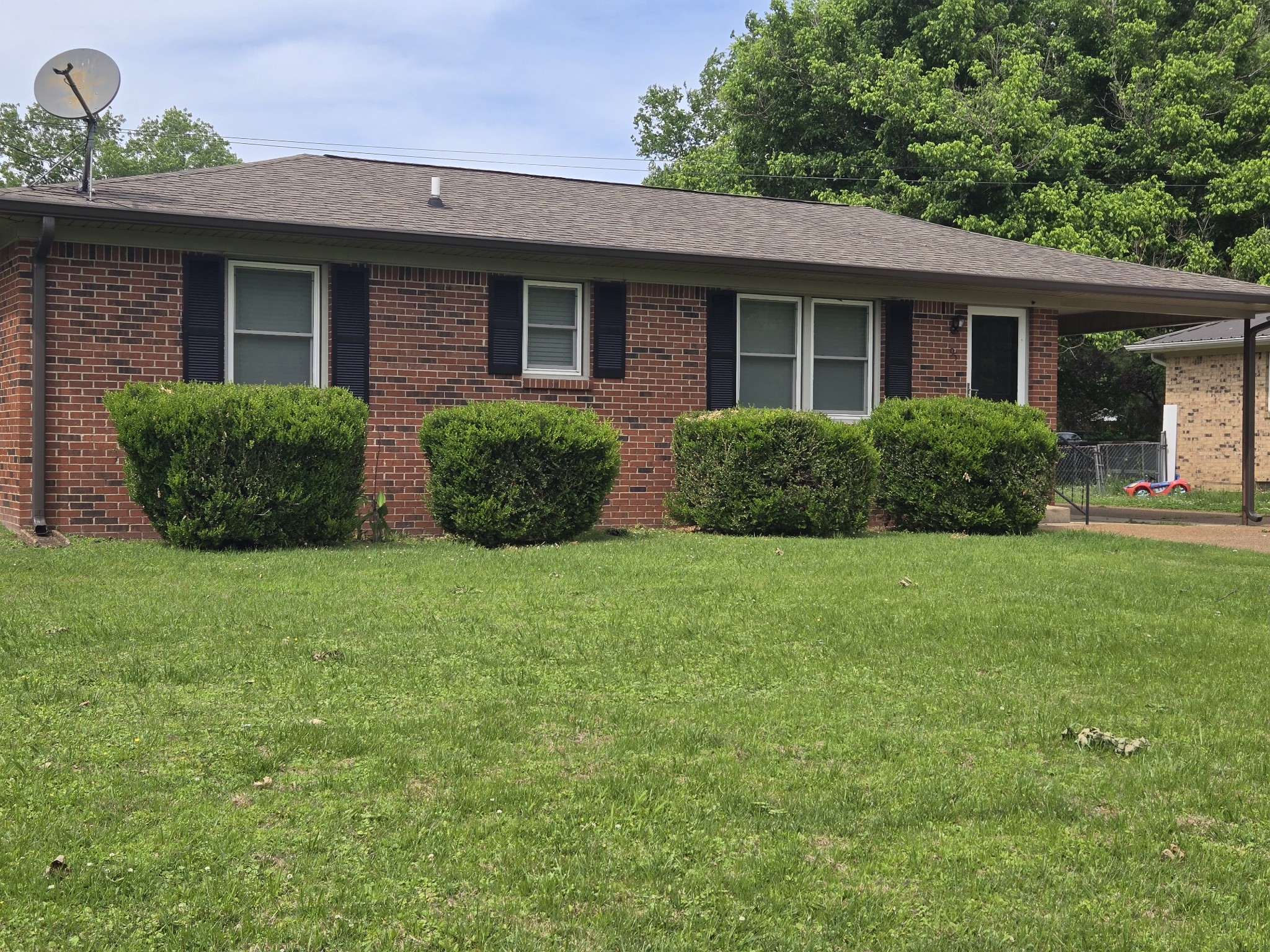 95 Sunset Dr