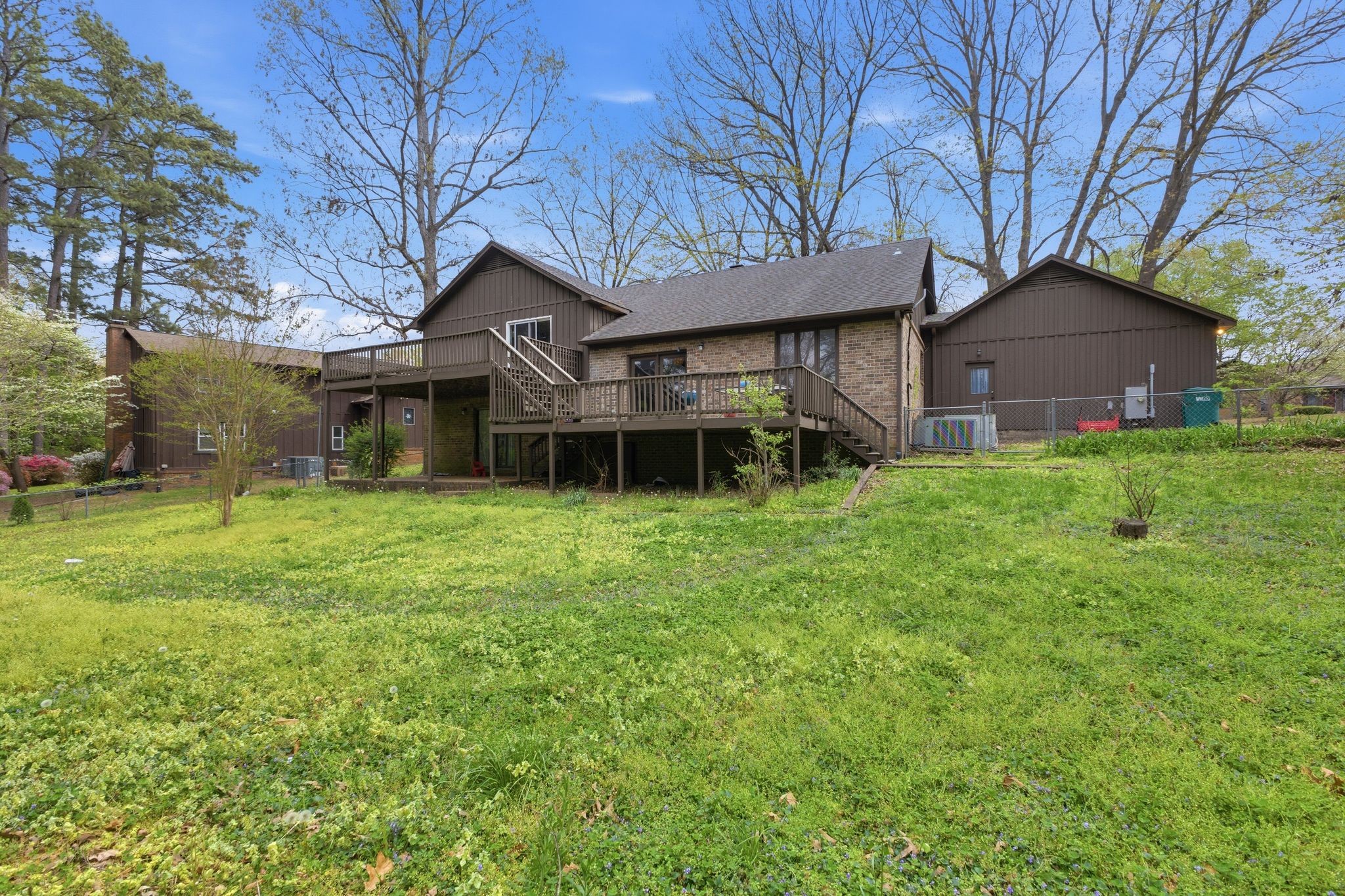31 Colonial Cv