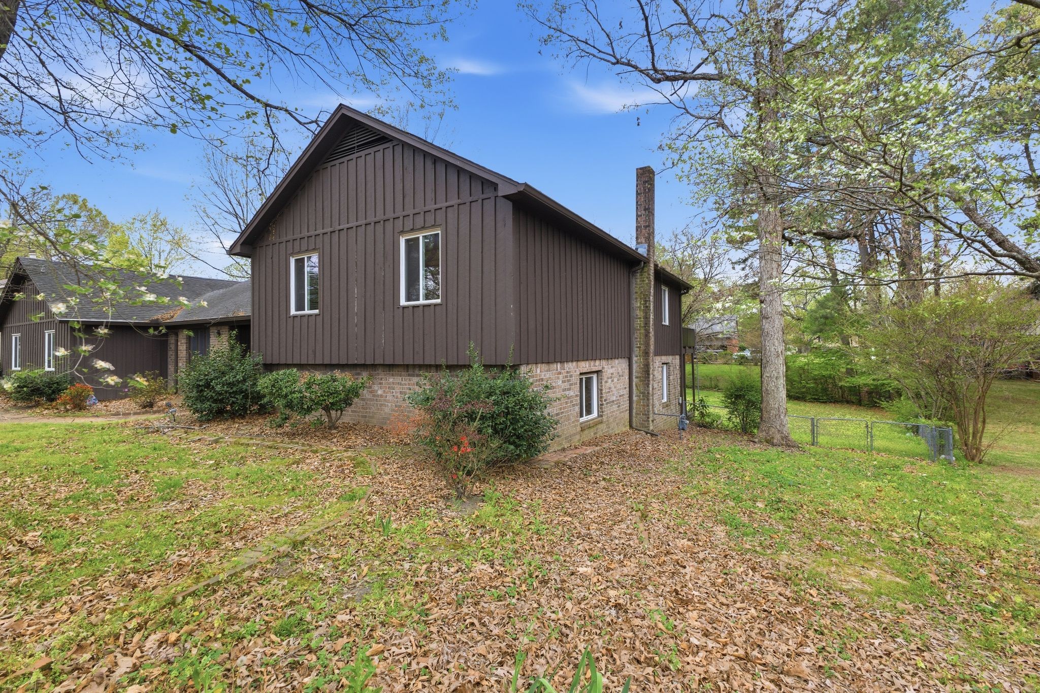 31 Colonial Cv