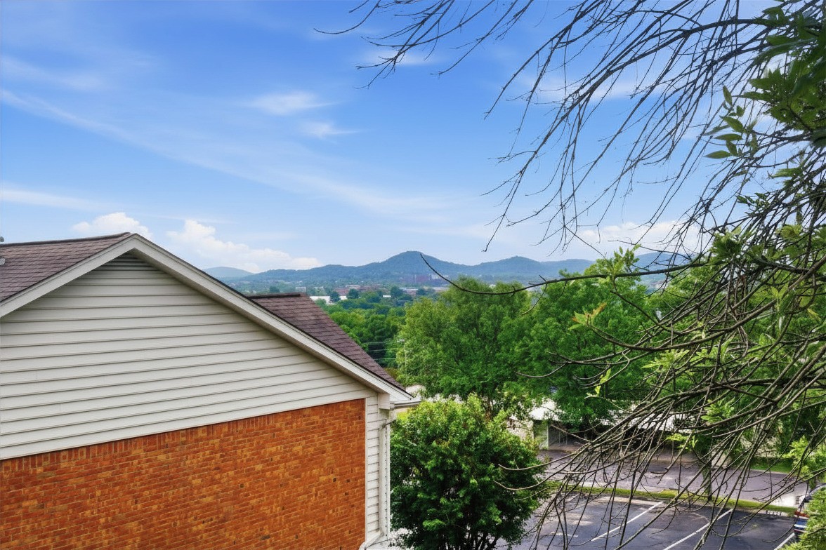1604 Brentwood Pointe