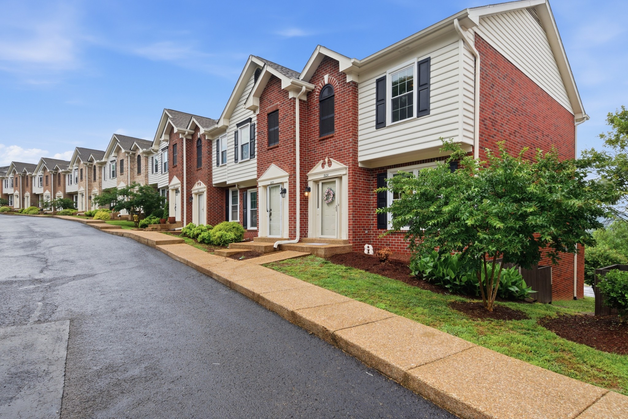 1604 Brentwood Pointe