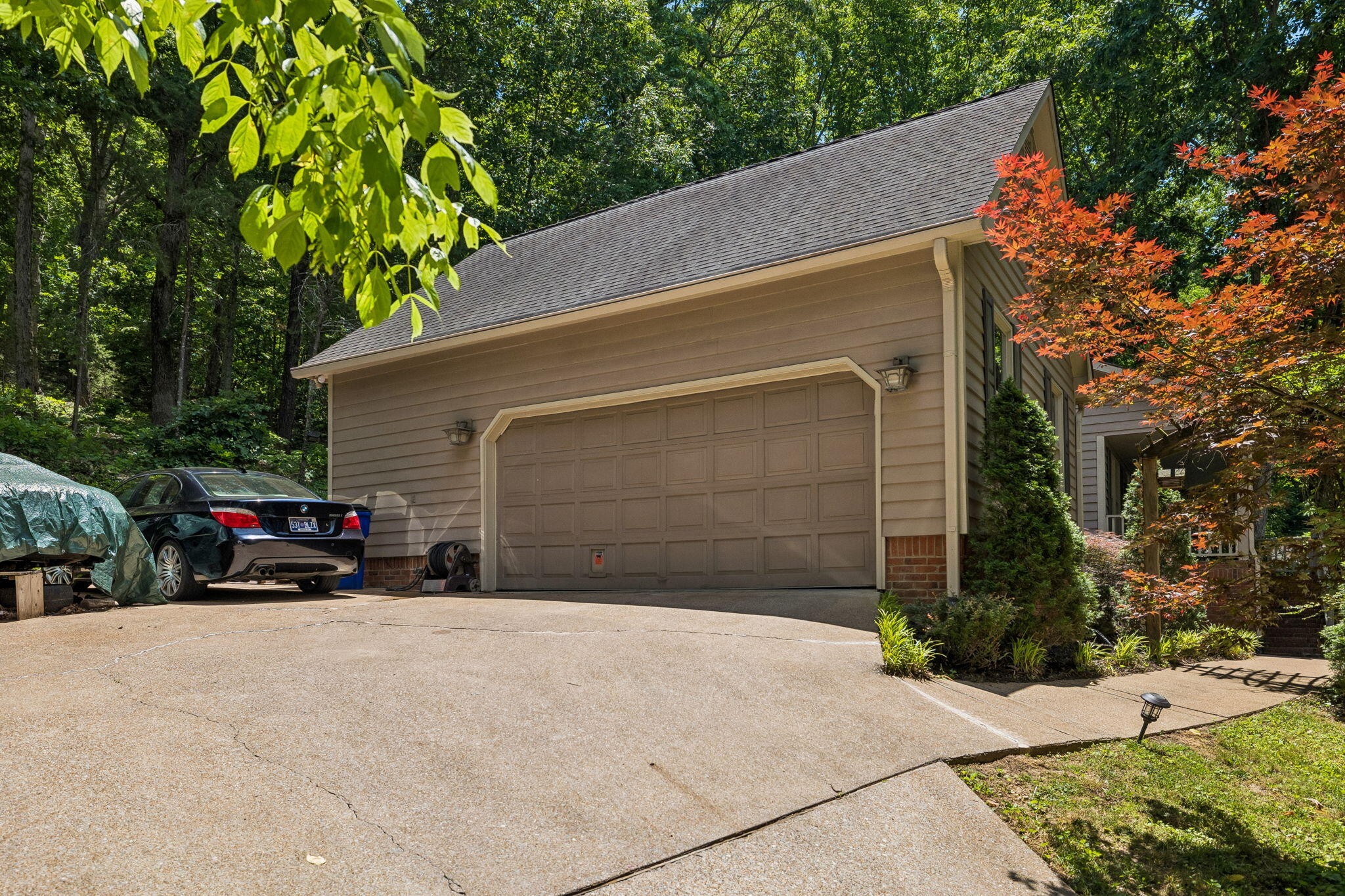 2013 Laurel Springs Drive, NW