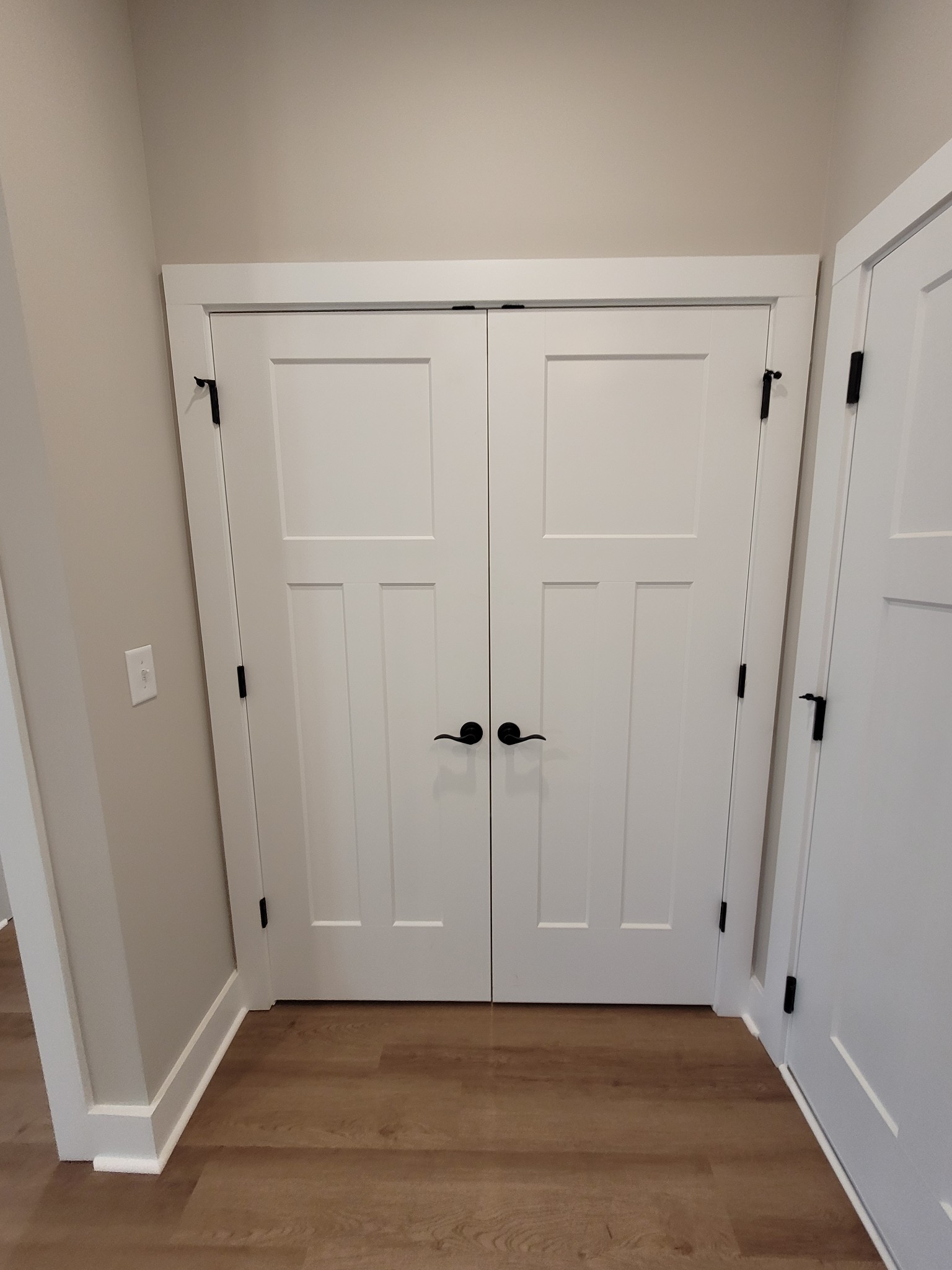 200 Sandalwood Way