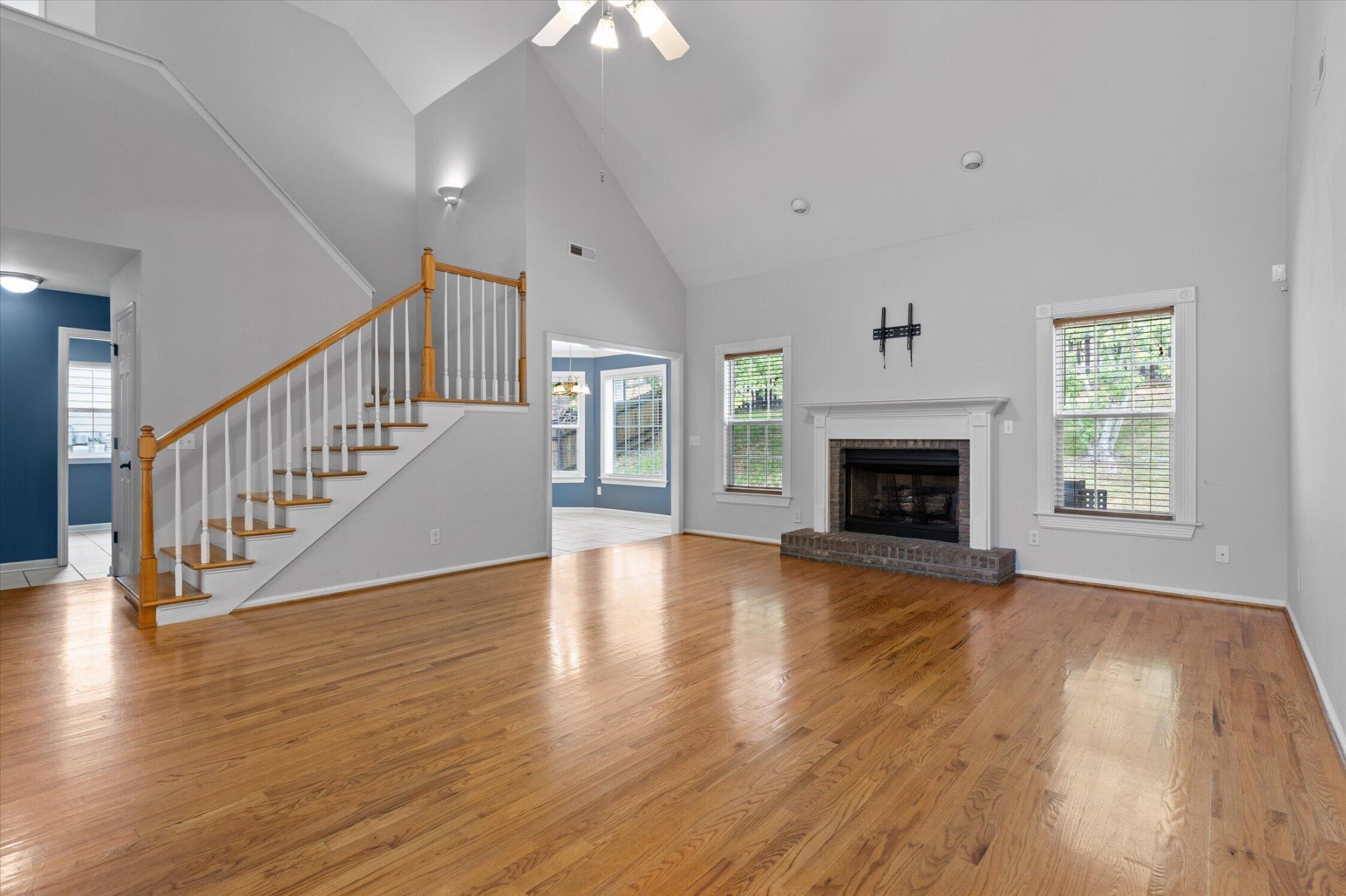 5775 Crooked Creek Drive