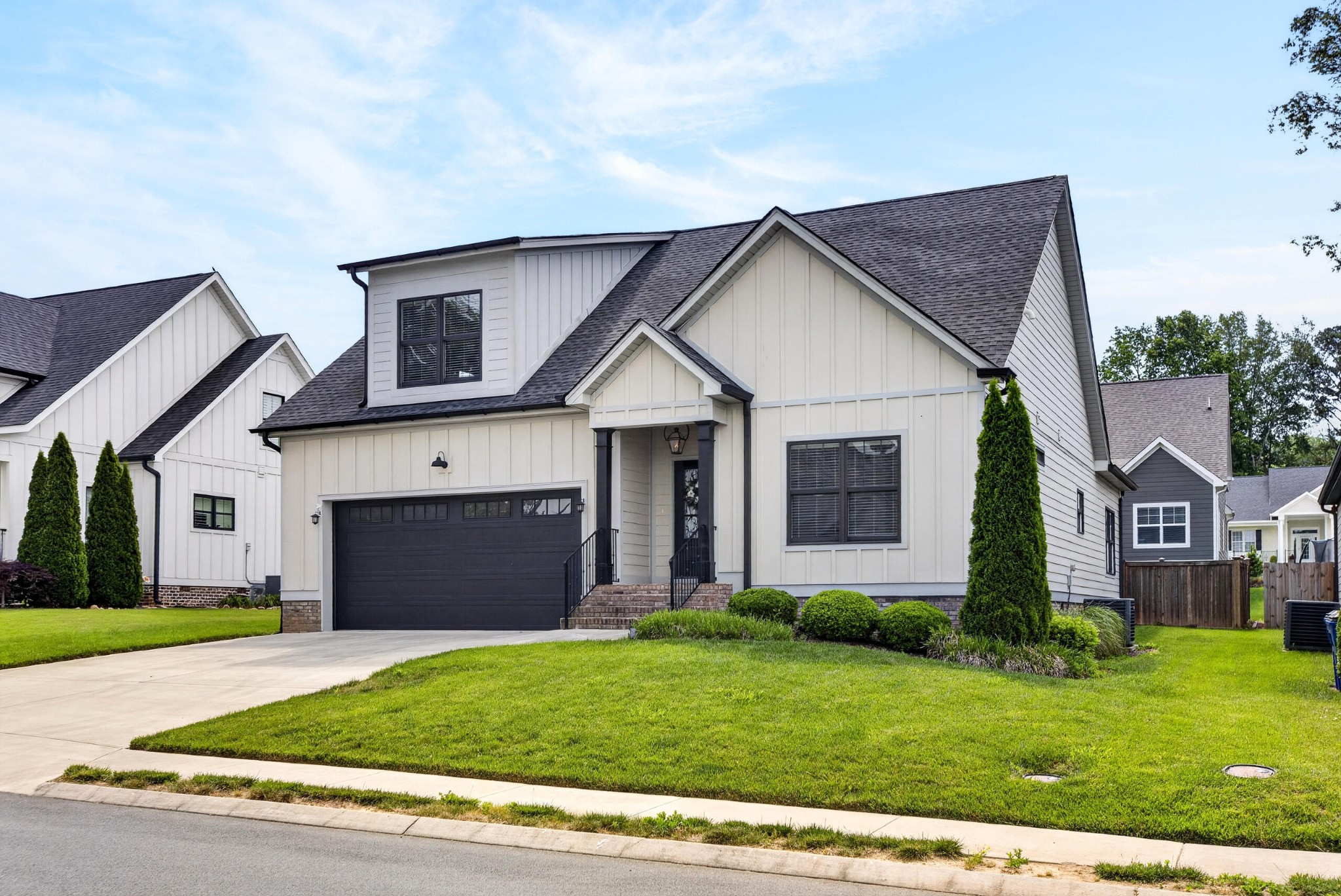 5025 Grove Park Court, NE