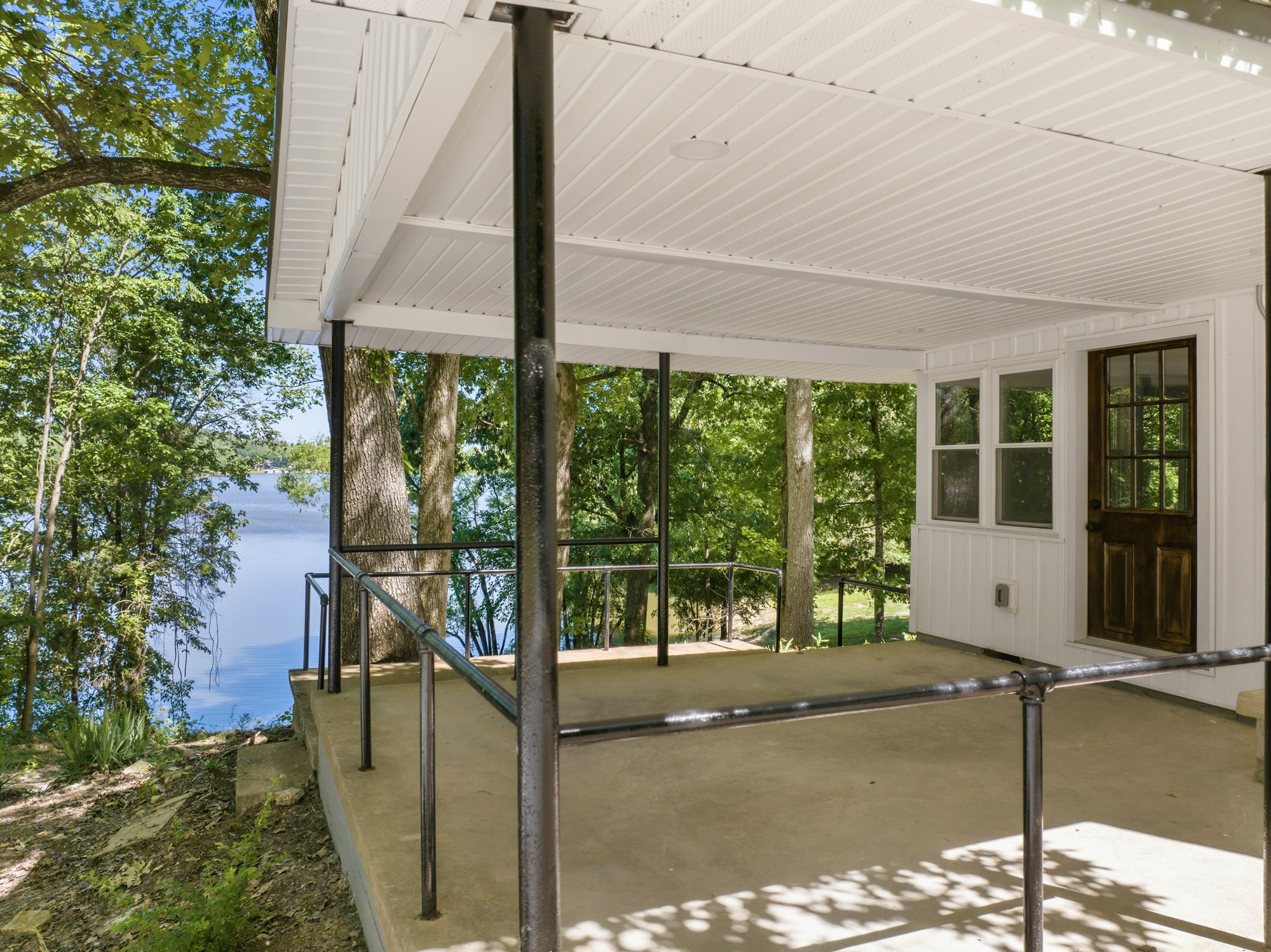 549 Little Jackson Ln