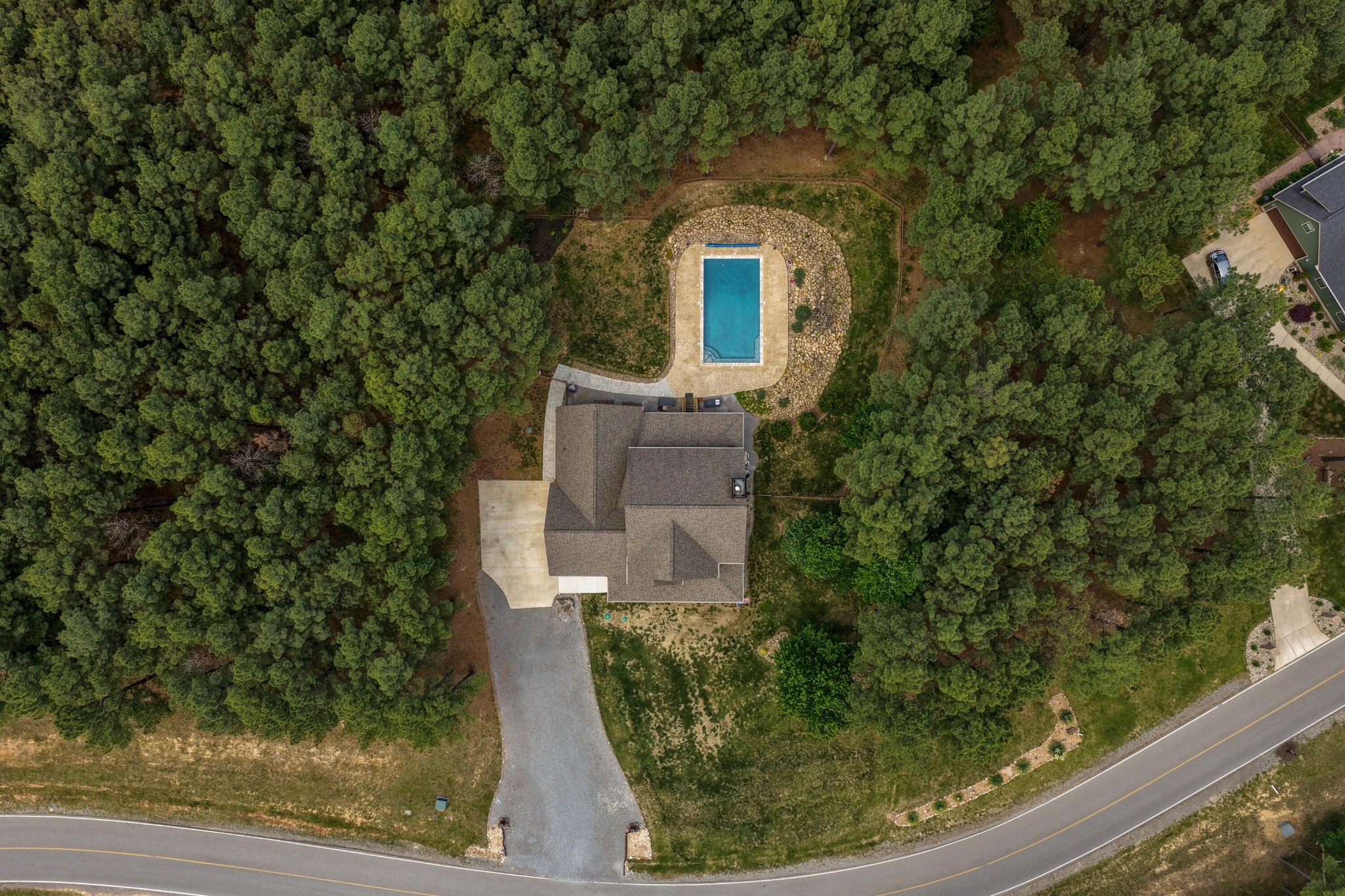 2485 River Bluffs Drive