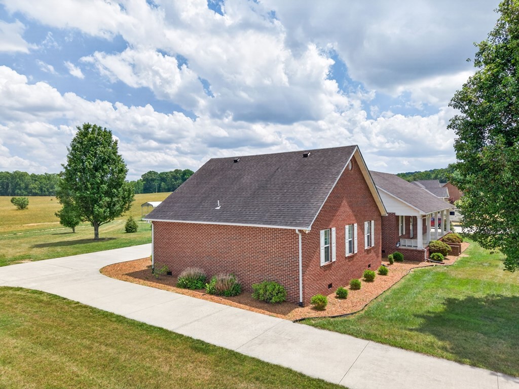 826 Boatman Rd