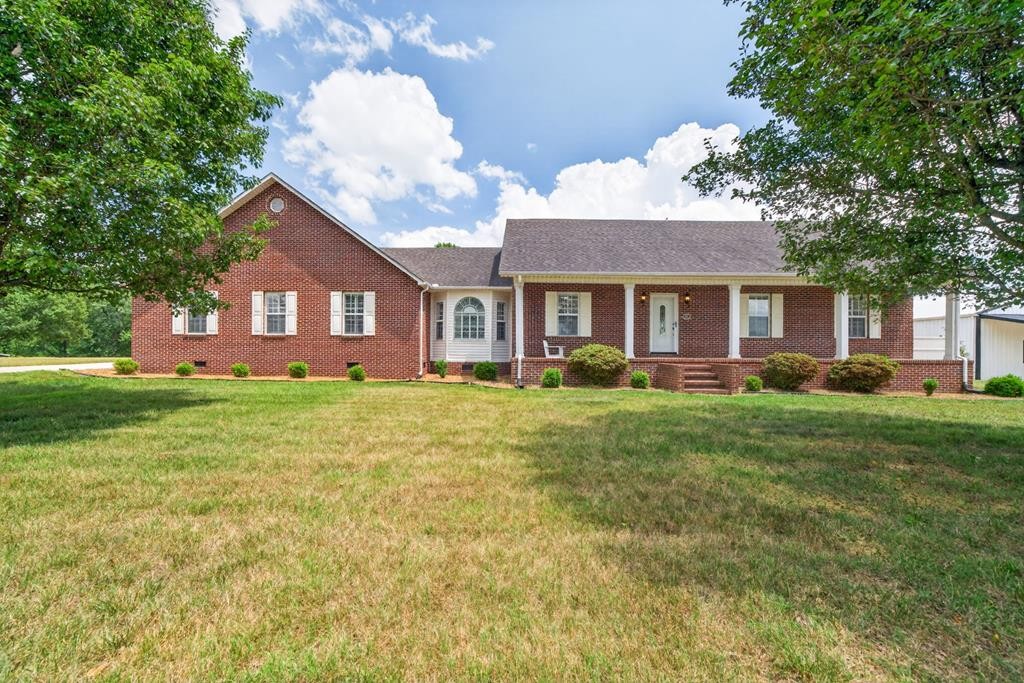 826 Boatman Rd