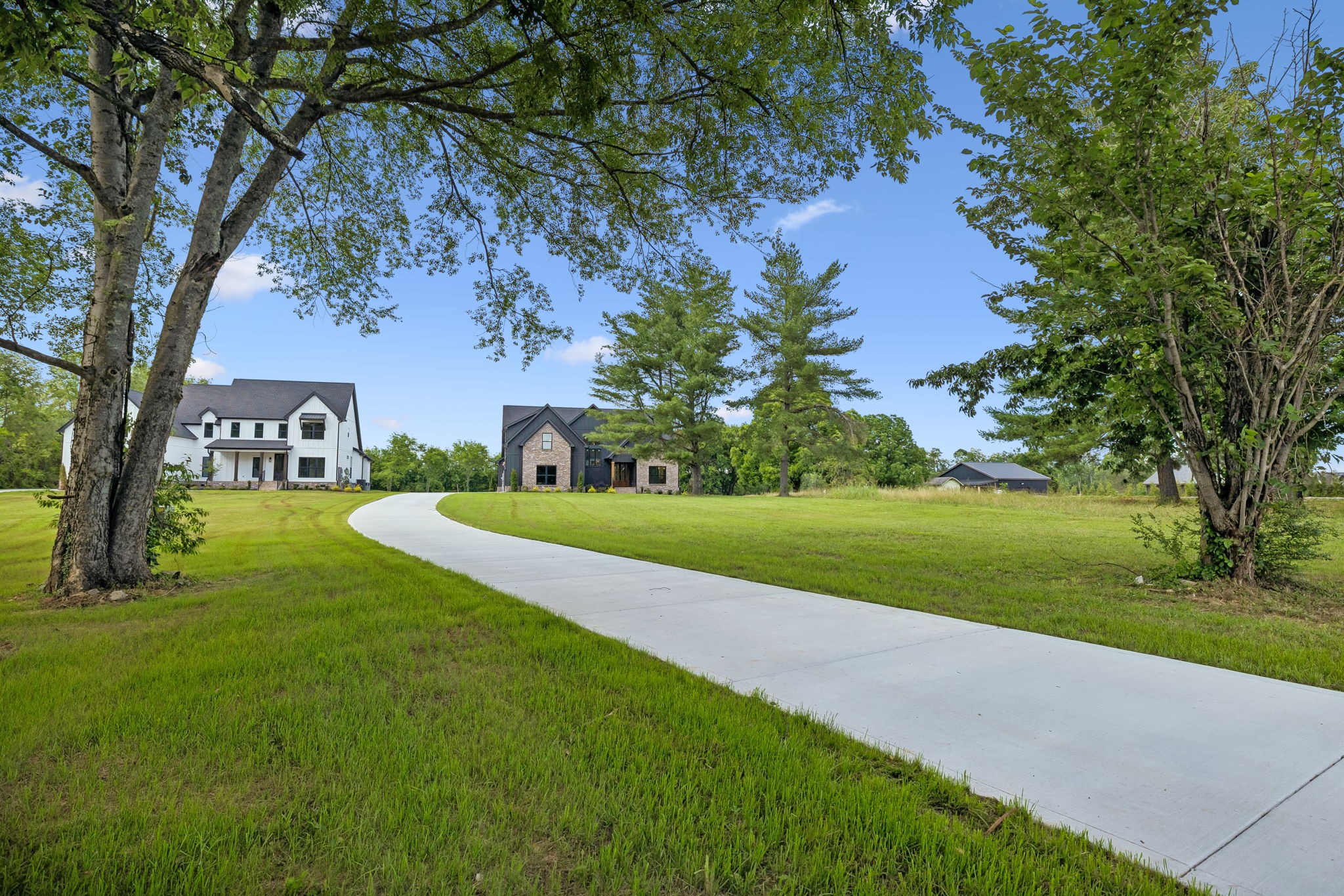 2418 River Rd
