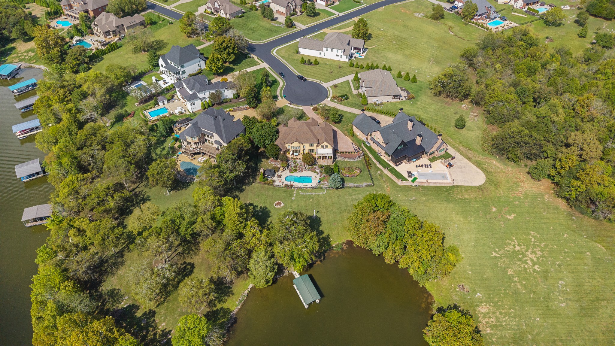 824 Stonebrook Dr