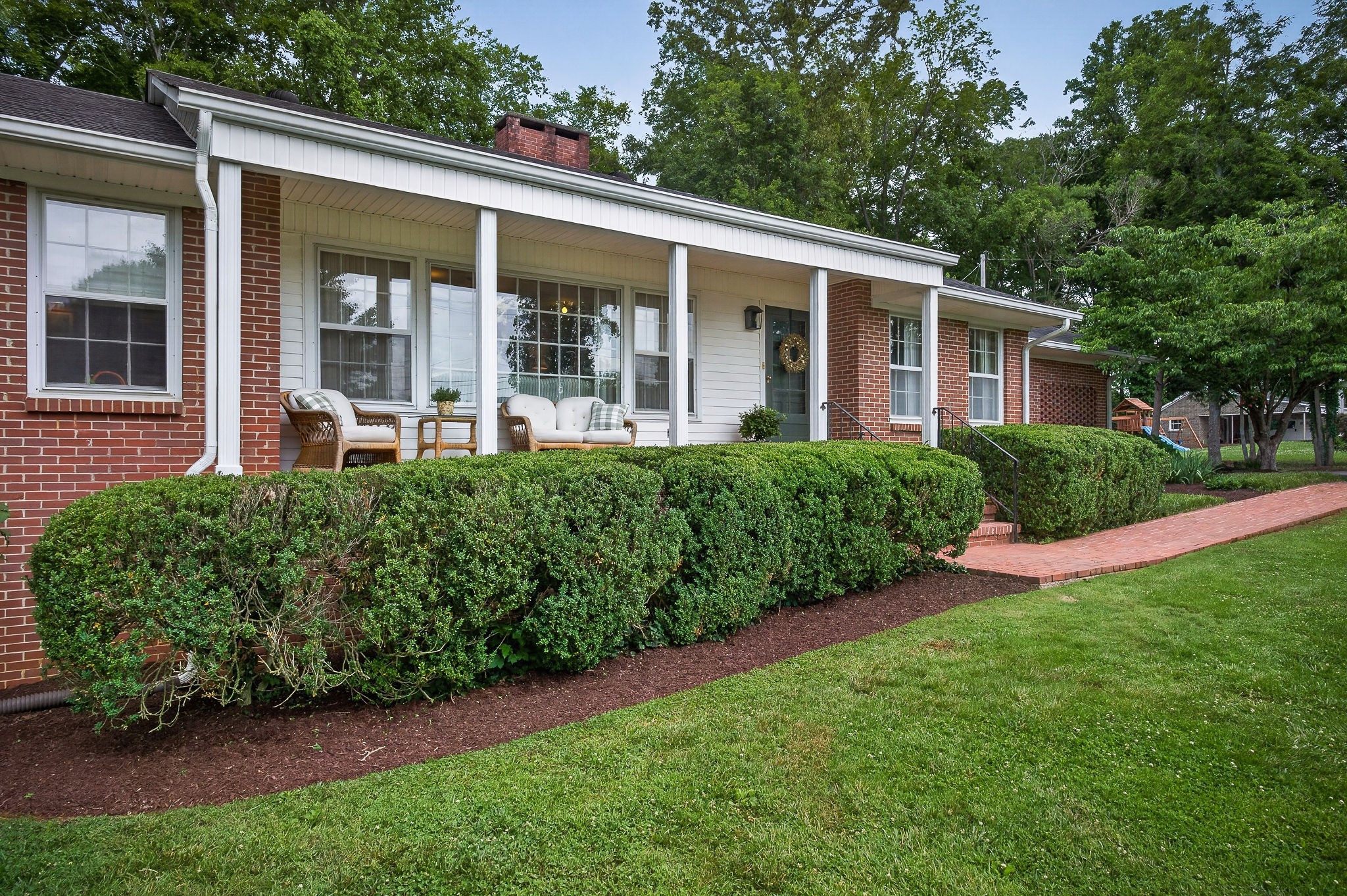 606 Boyd Ave