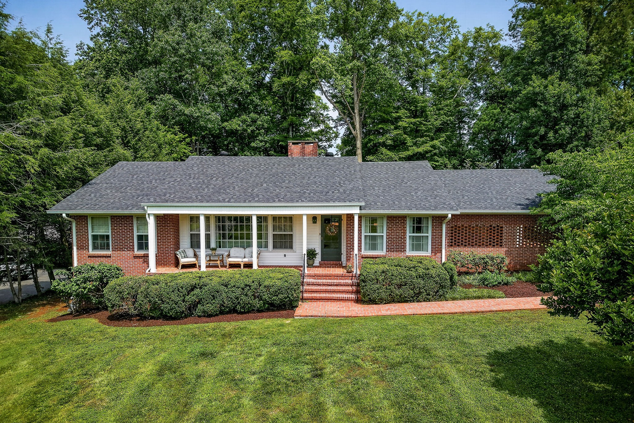 606 Boyd Ave