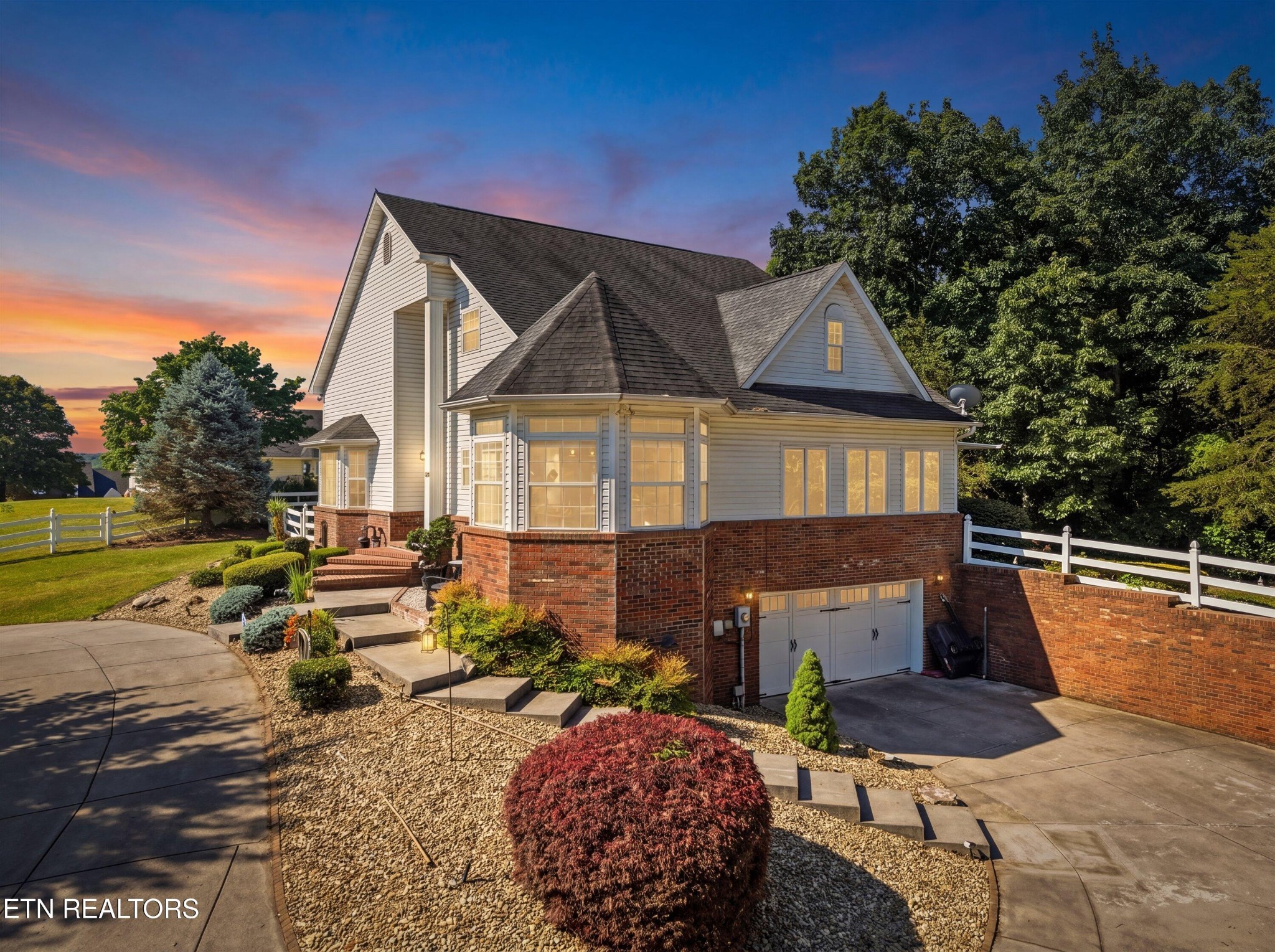 619 Emerald Ave