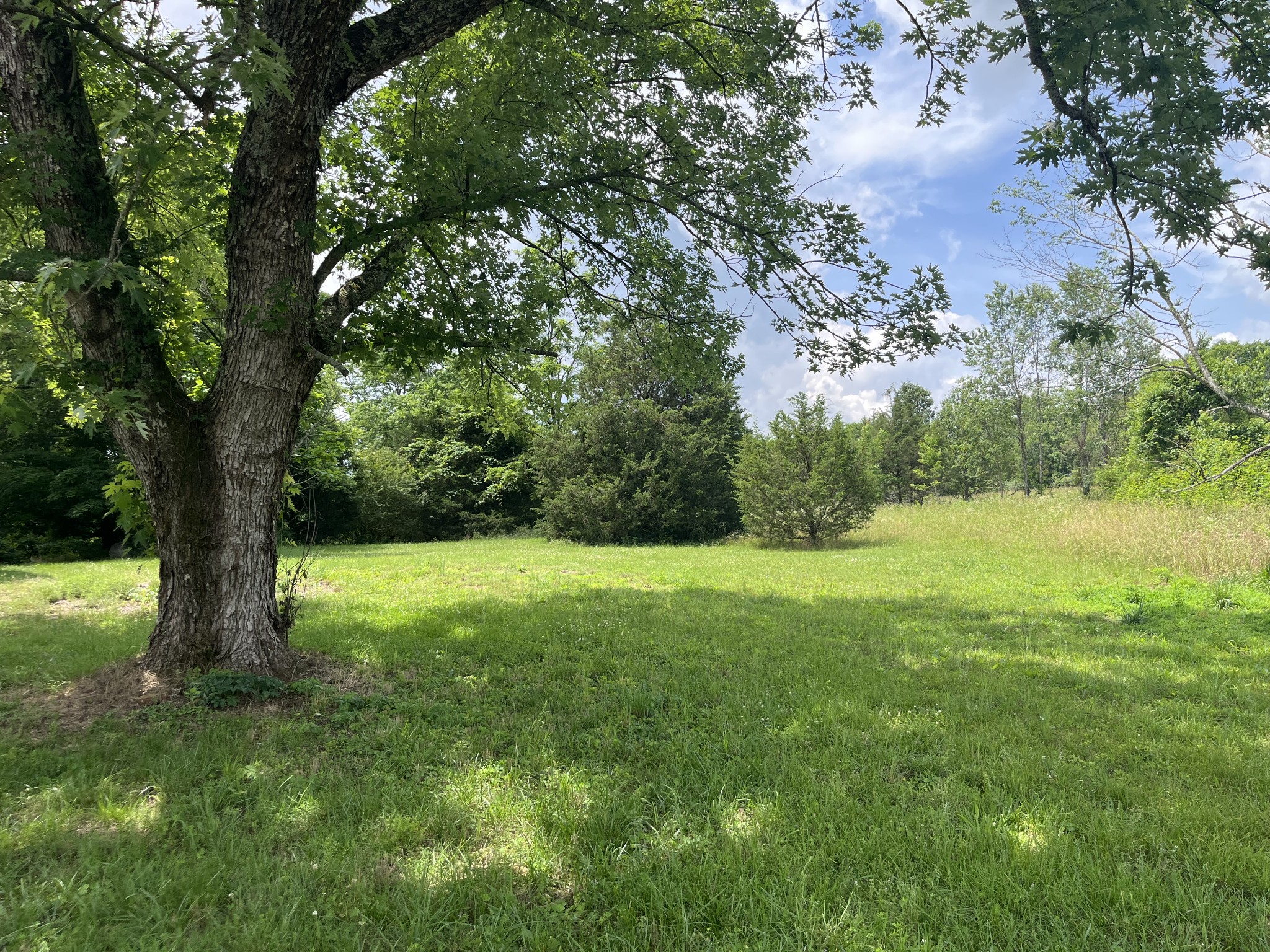 3076 Fairfield Pk
