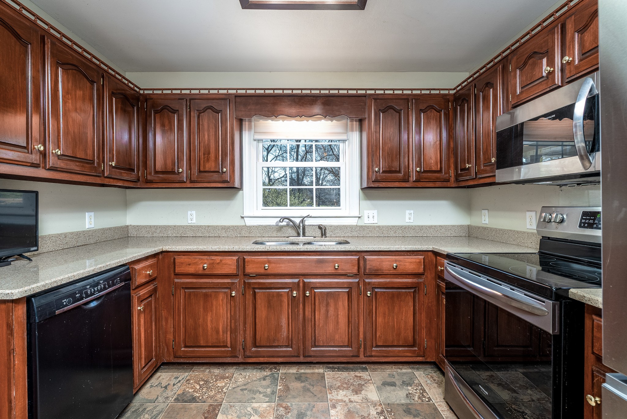 6521 Breckenridge Cv