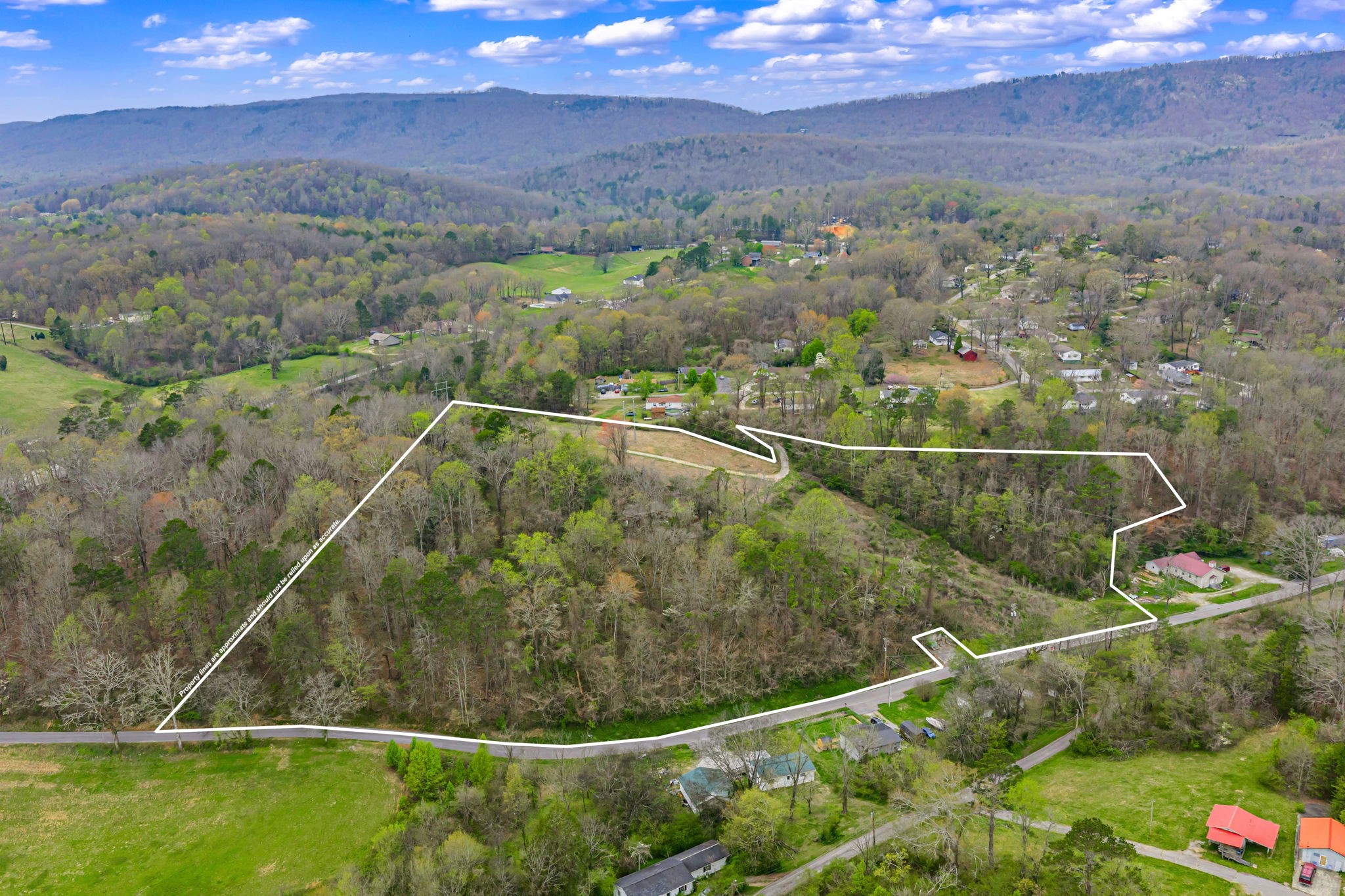 414 Dogwood Ln