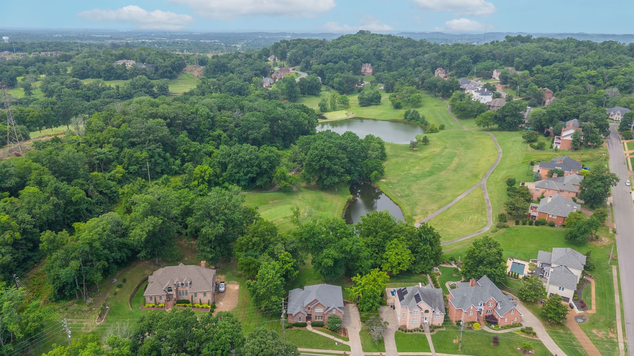 127 Country Hills Dr