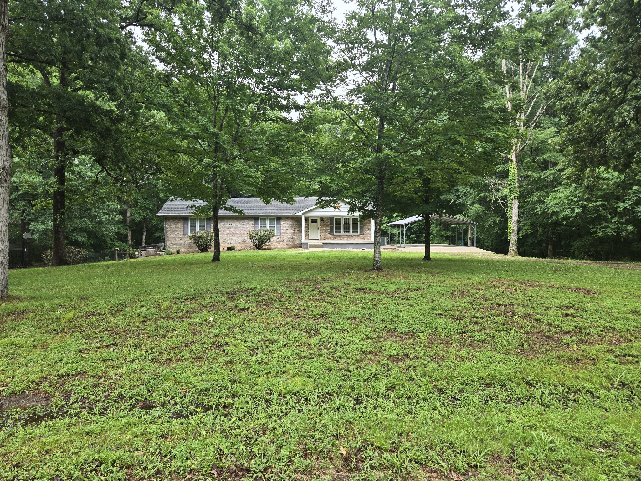 955 Dogwood Dr