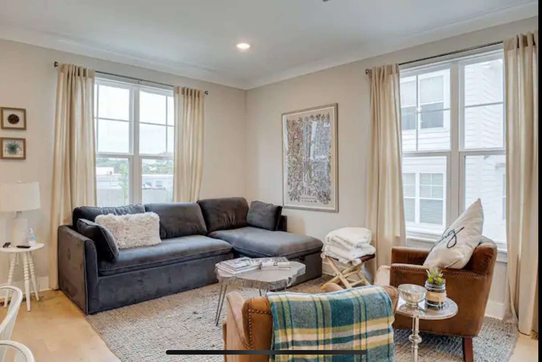 105 Duke St