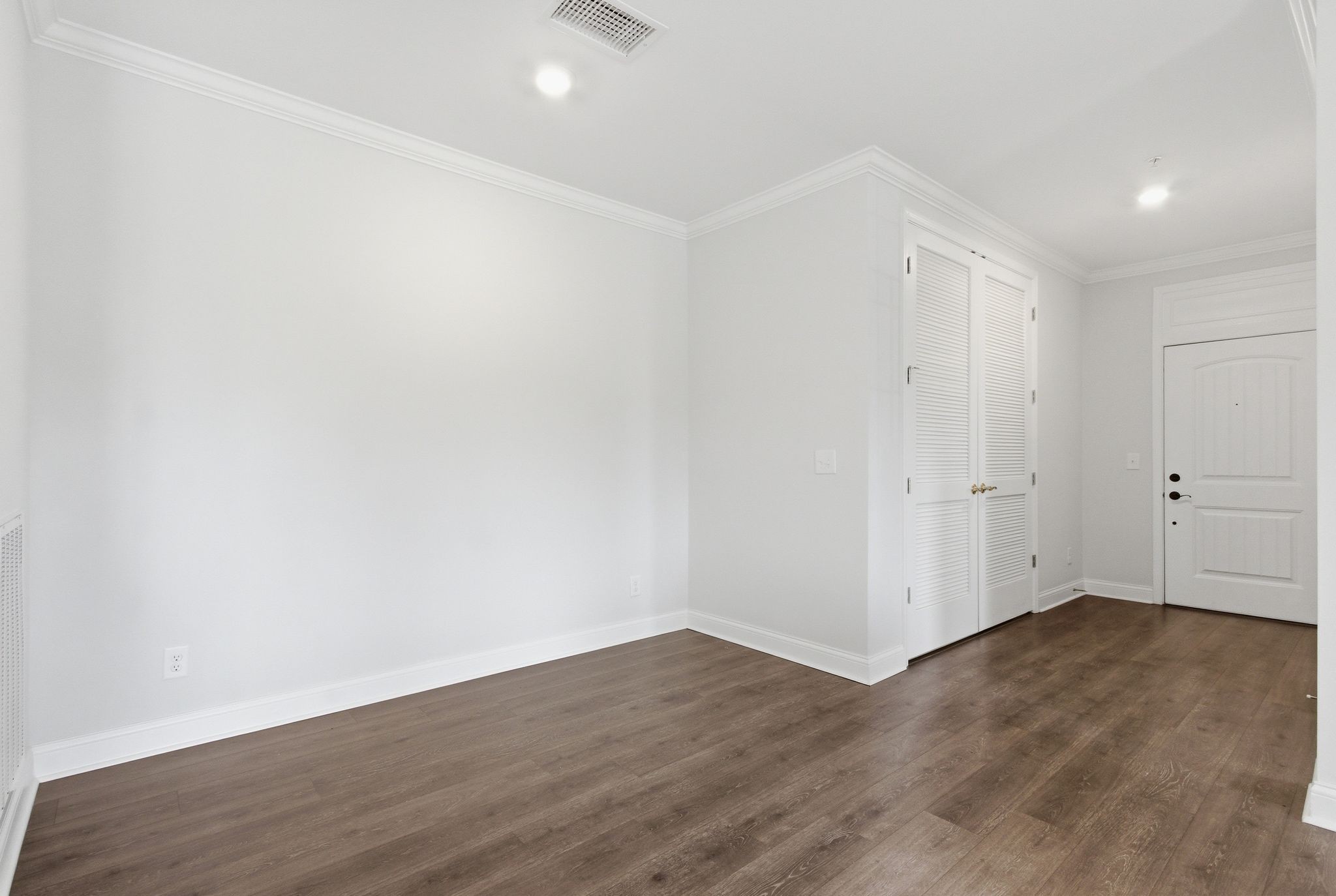 2089 Branford Pl